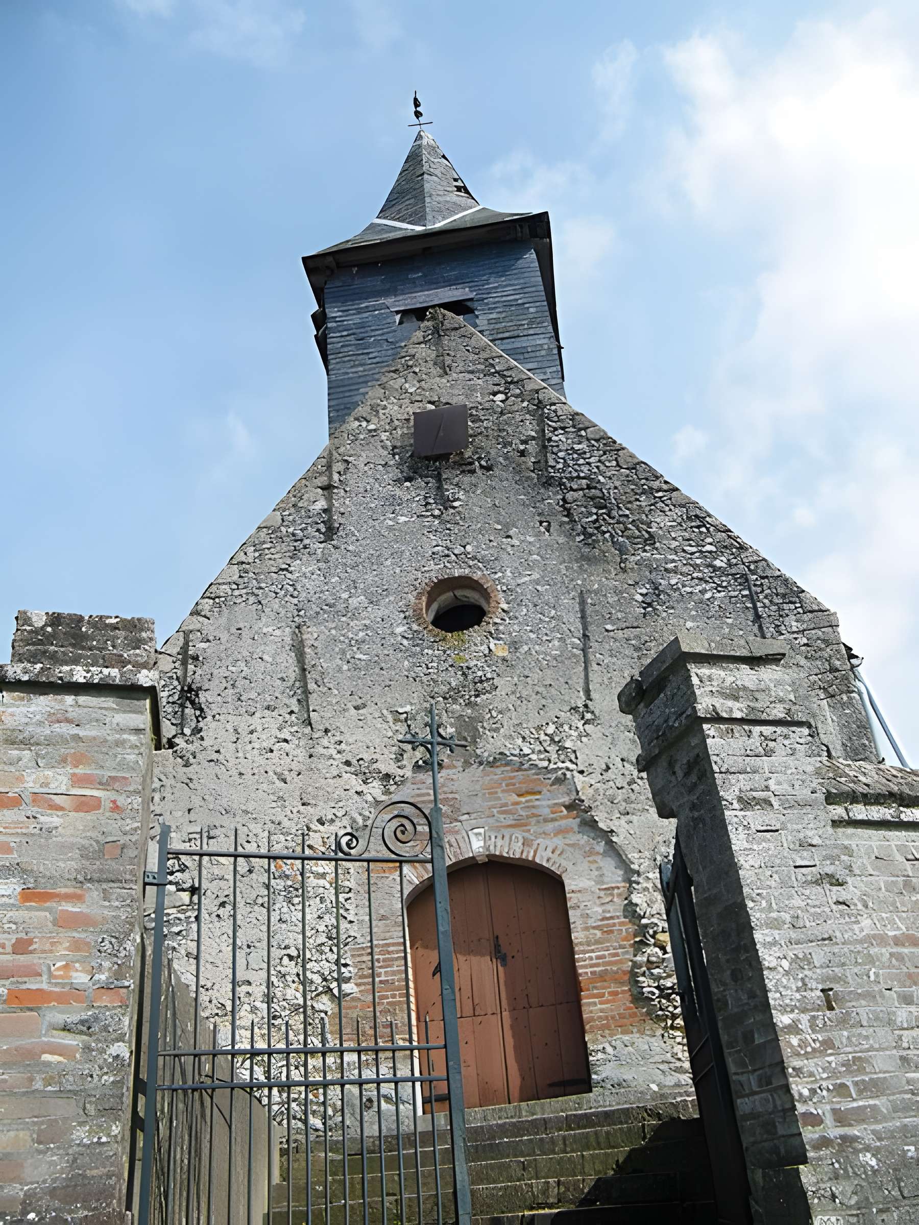 Eglise de Bouillancourt-sous-Miannay
