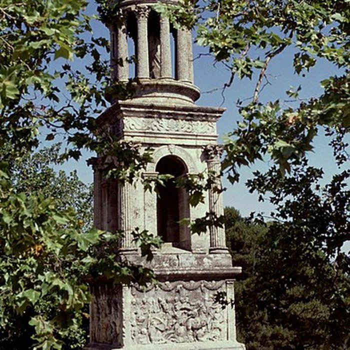 Photo de Mausolée de Glanum à Saint-Rémy-de-Provence