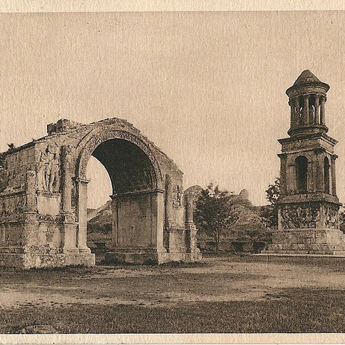 Photo de Mausolée de Glanum à Saint-Rémy-de-Provence