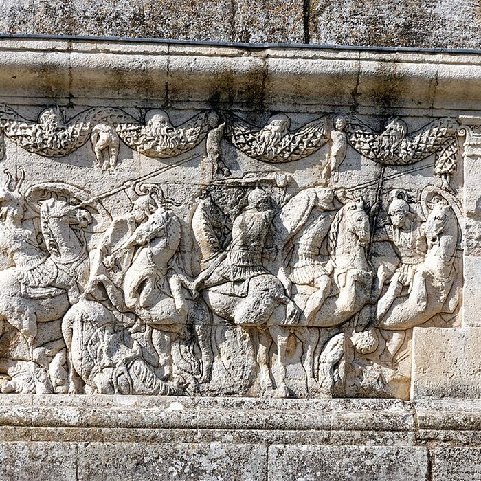 Photo de Mausolée de Glanum à Saint-Rémy-de-Provence