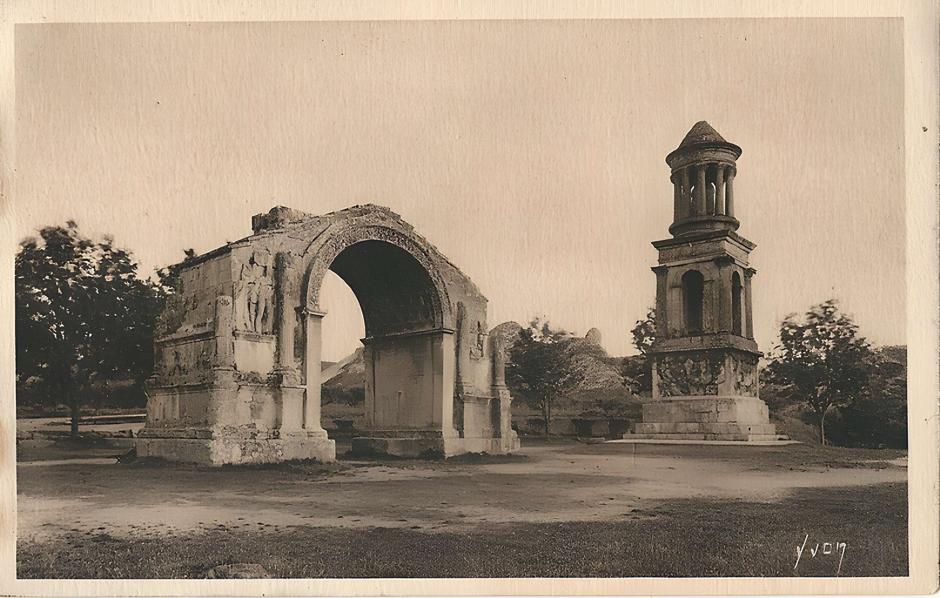 Mausolée de Glanum à Saint-Rémy-de-Provence