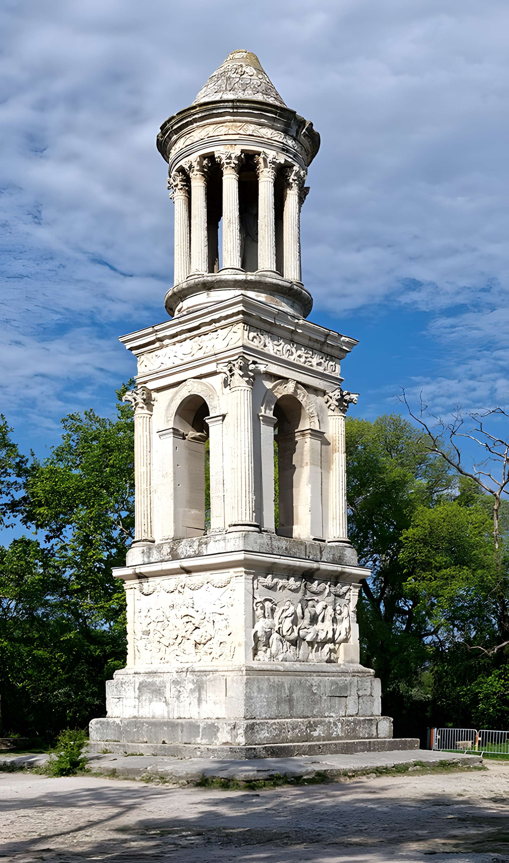 Mausolée de Glanum à Saint-Rémy-de-Provence