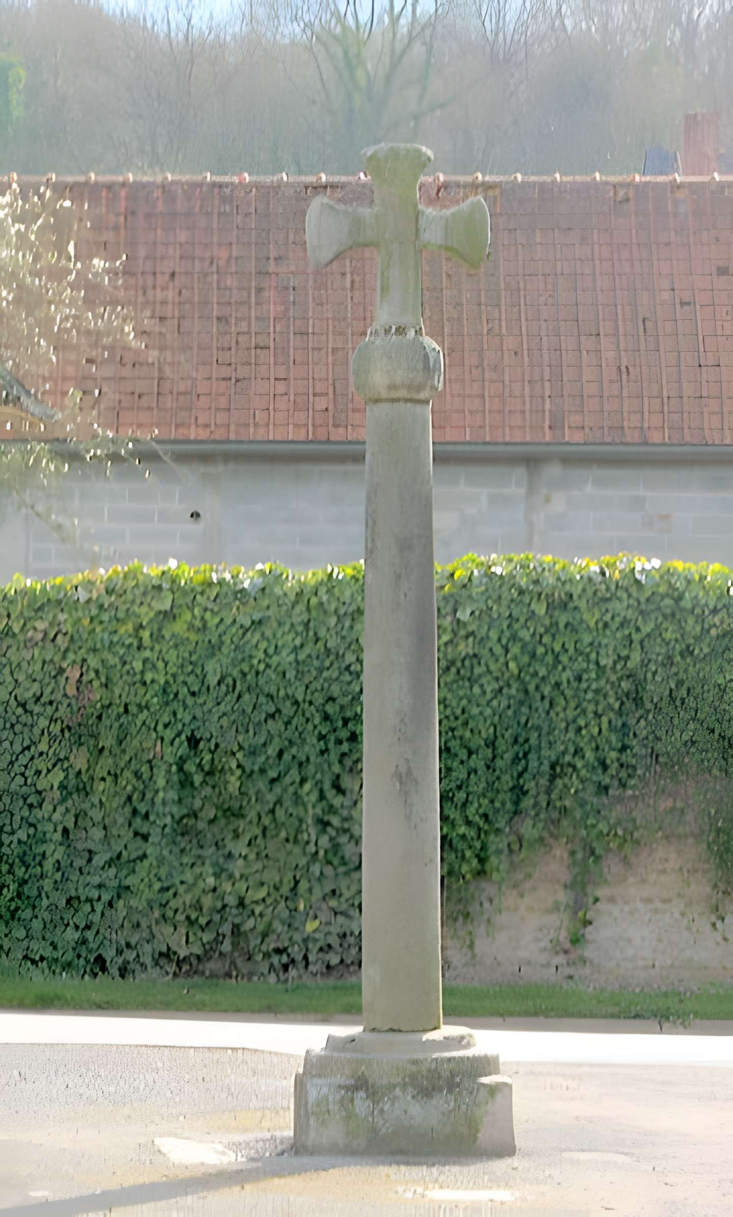 Croix dite de Jean de Toutencourt