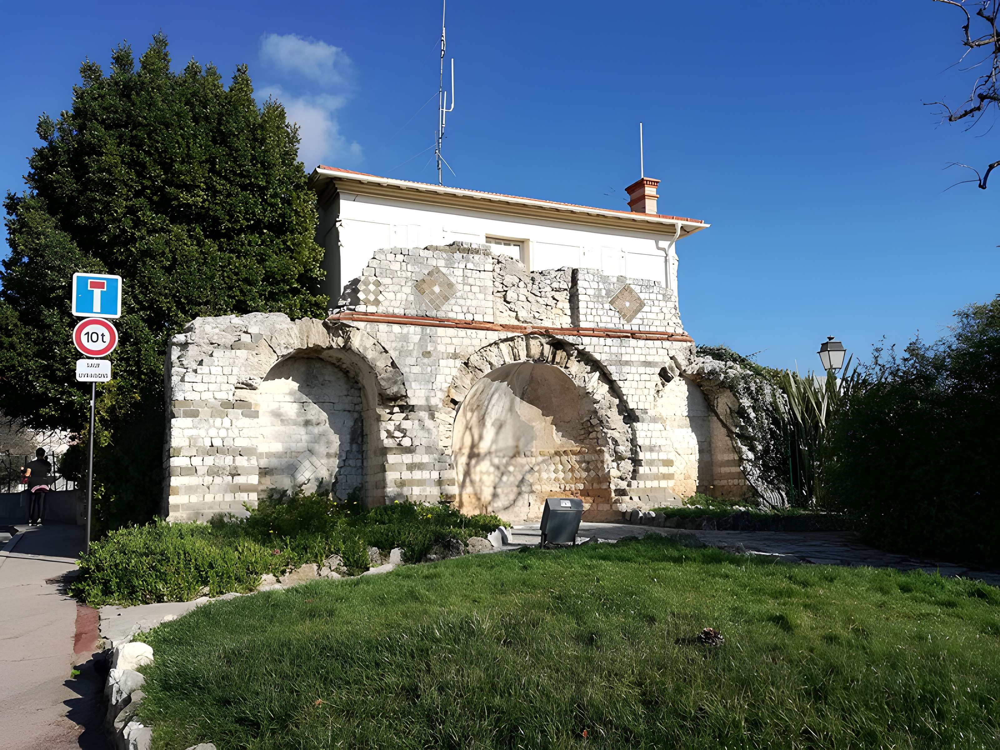Mausolée de Lumone à Roquebrune-Cap-Martin