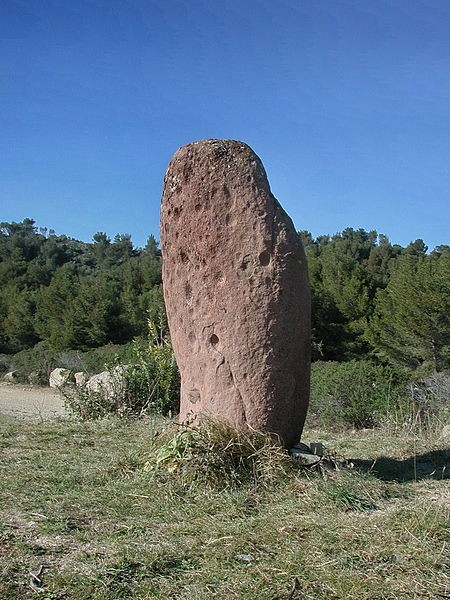 Photo de Menhir d'Aire-Peyronne de Saint-Raphaël
