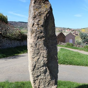 Menhir de Chancerons à Vergisson