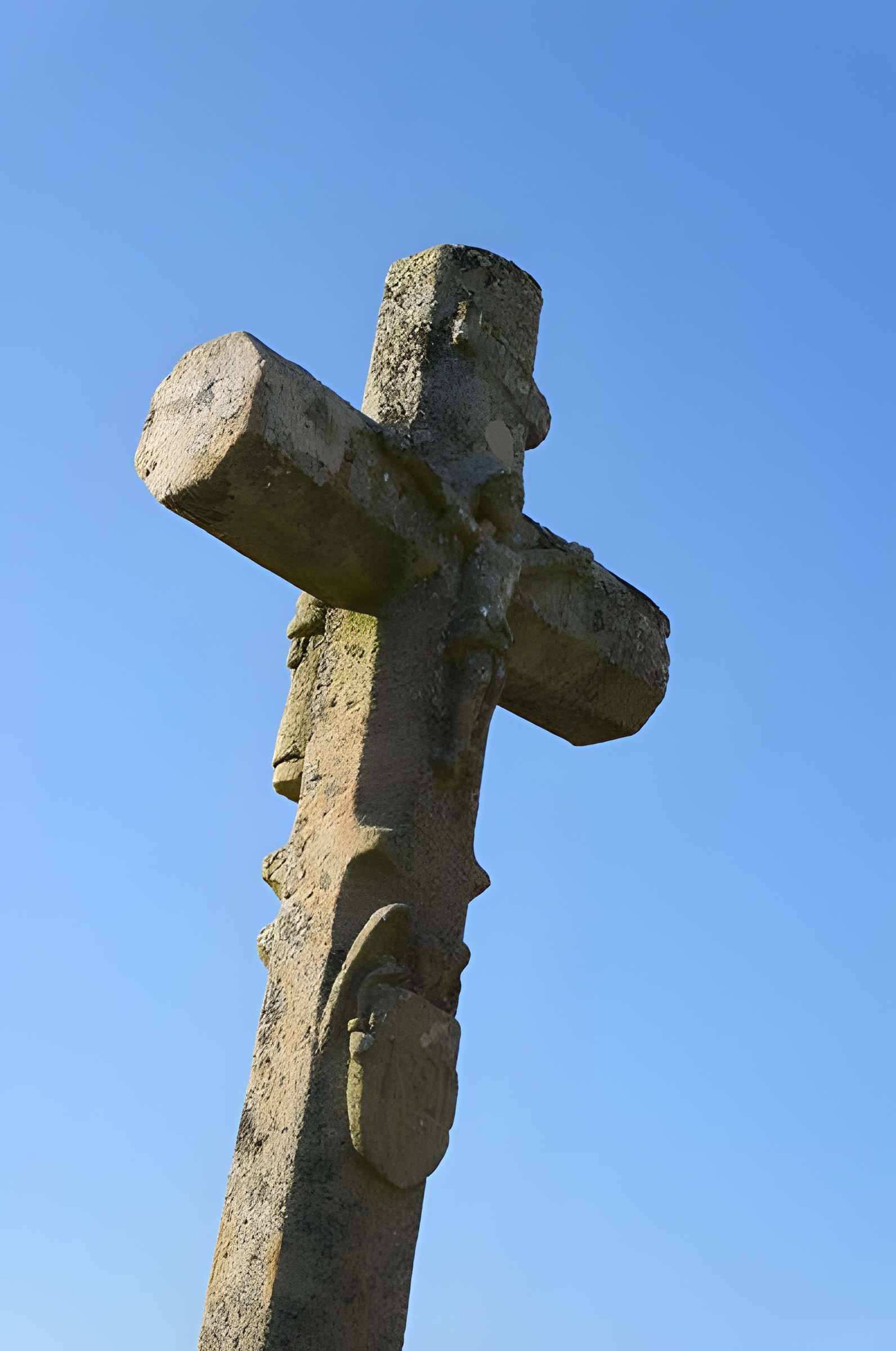 Ancienne croix du cimetière de Graissac