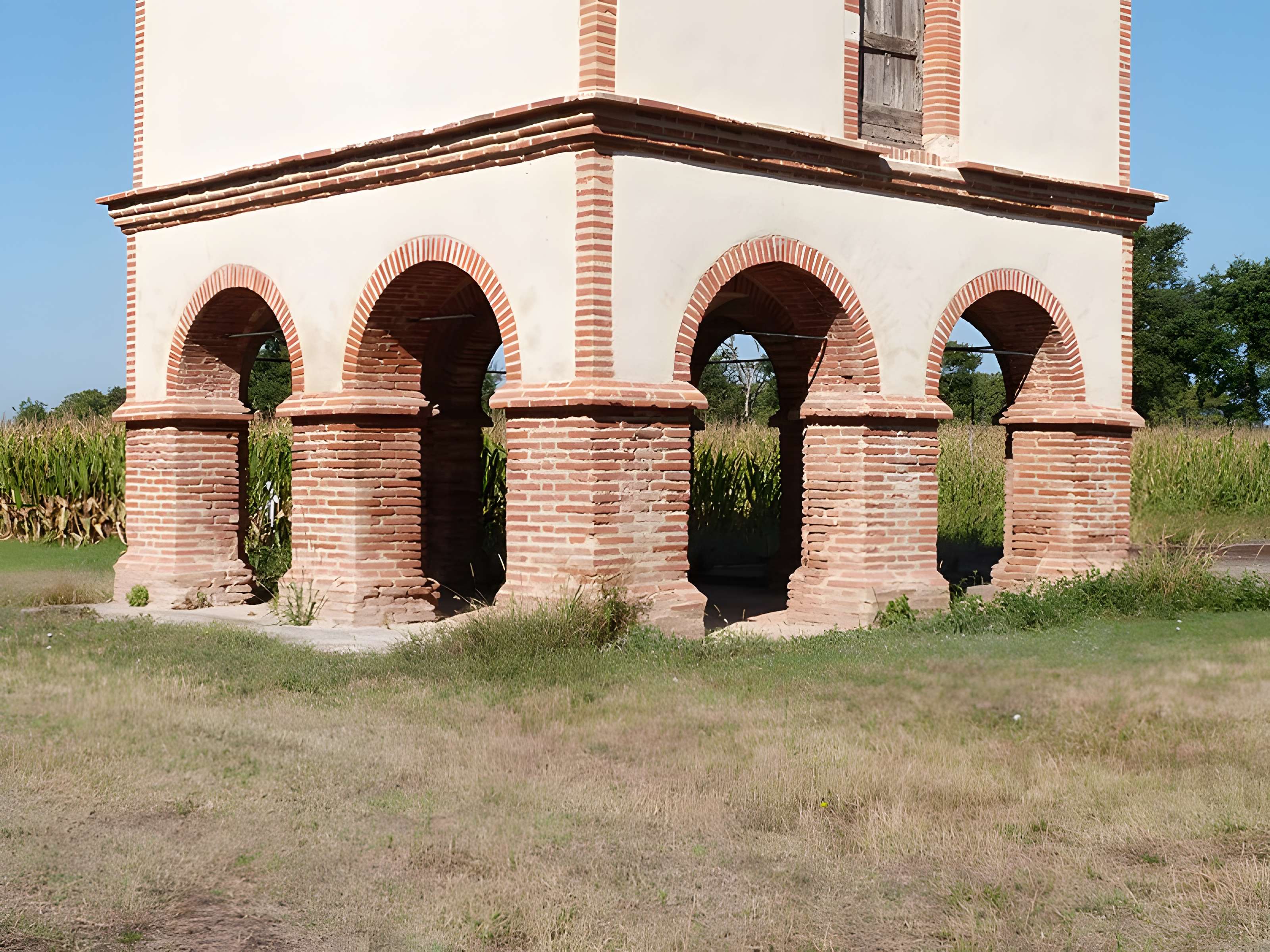 Pigeonnier du château de Lastours