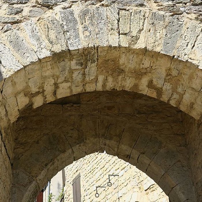 Photo de Restes des remparts