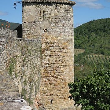 Restes des remparts