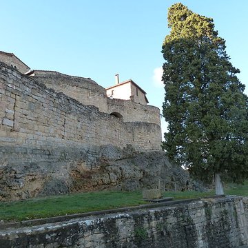 Restes des remparts