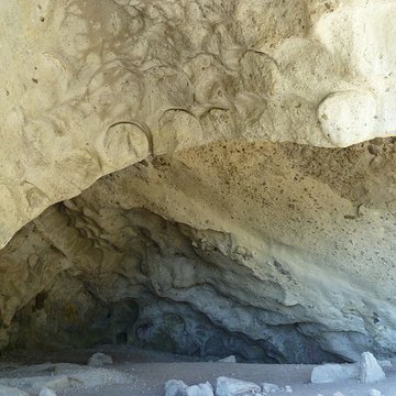 Carrières de meules de moulins ou meulières du Mont Vouan