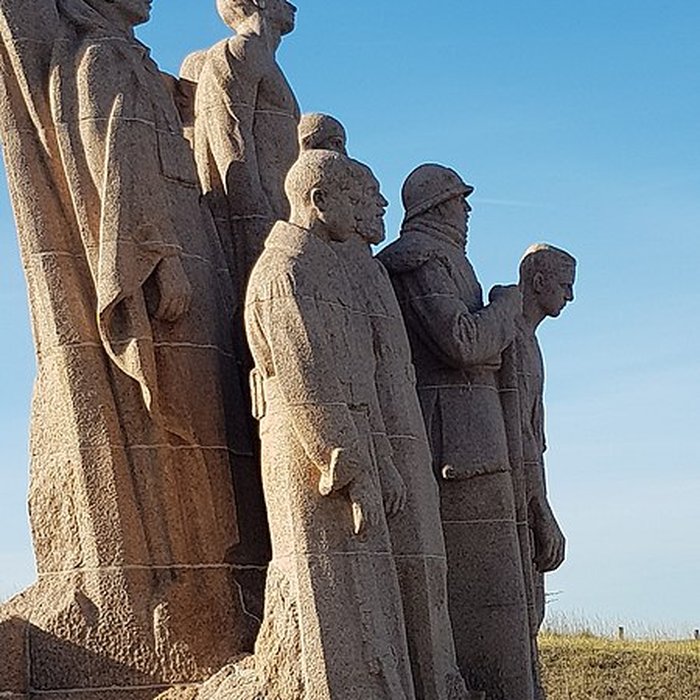 Photo de Monument dit des Fantômes commémorant la deuxième victoire de la Marne