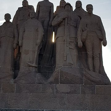 Monument dit des Fantômes commémorant la deuxième victoire de la Marne
