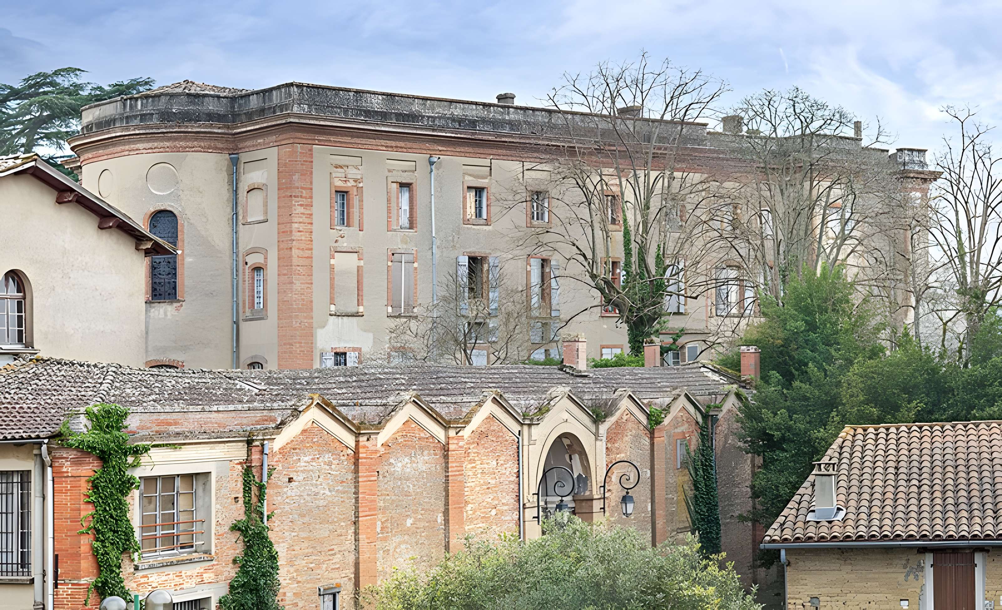 Ancien château des marquis de Pompignan