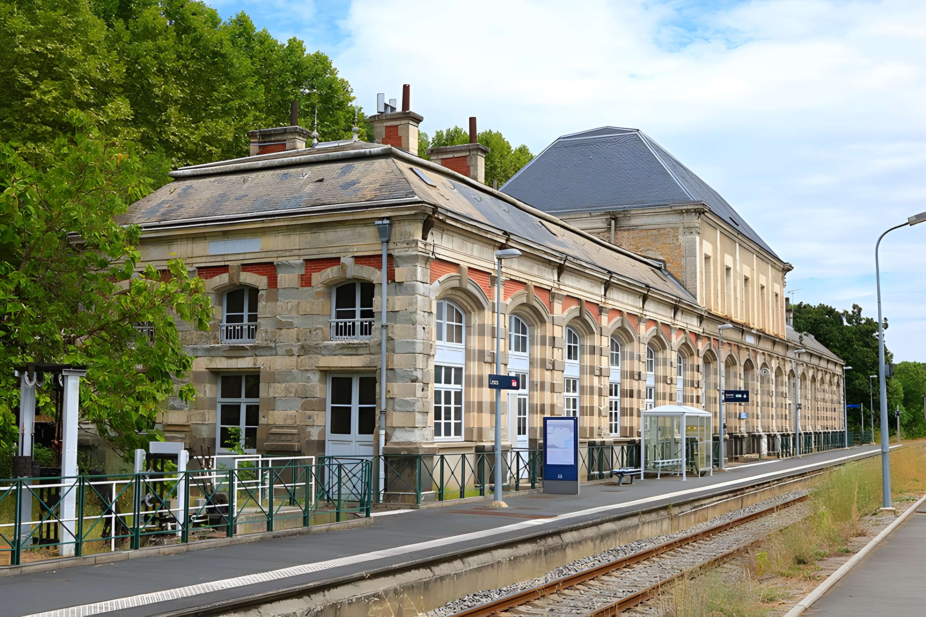 Gare de Lexos, au hameau de Lexos