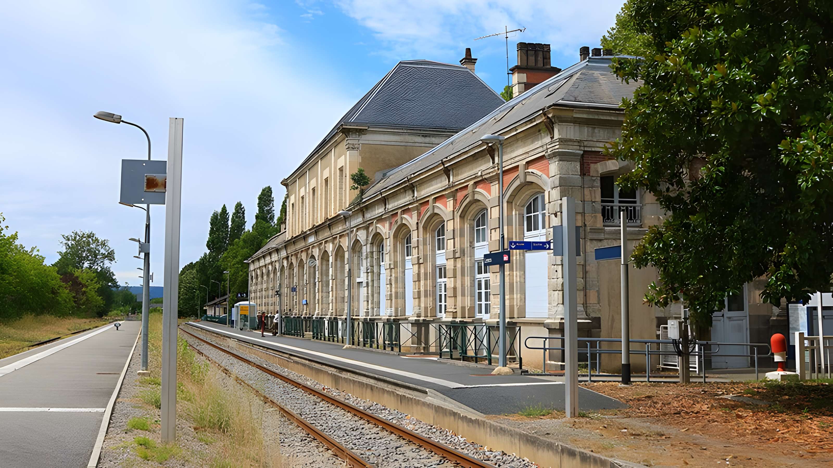 Gare de Lexos, au hameau de Lexos