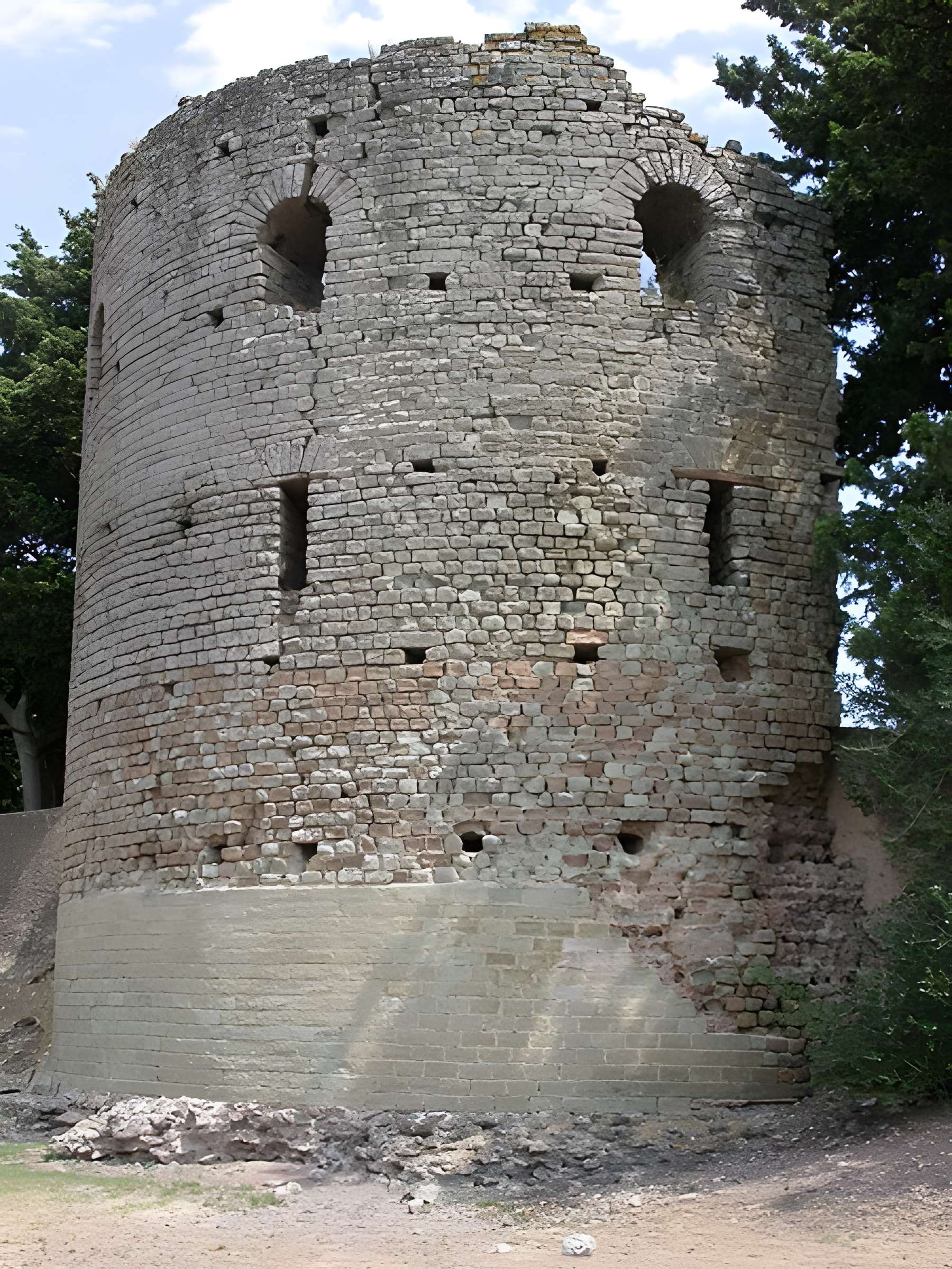 Remparts (restes)