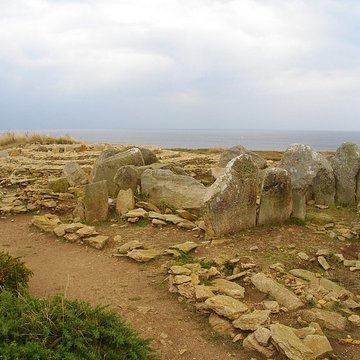 Nécropole mégalithique de la Pointe du Souch à Plouhinec