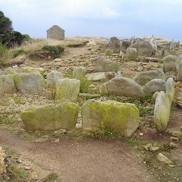 Nécropole mégalithique de la Pointe du Souch à Plouhinec