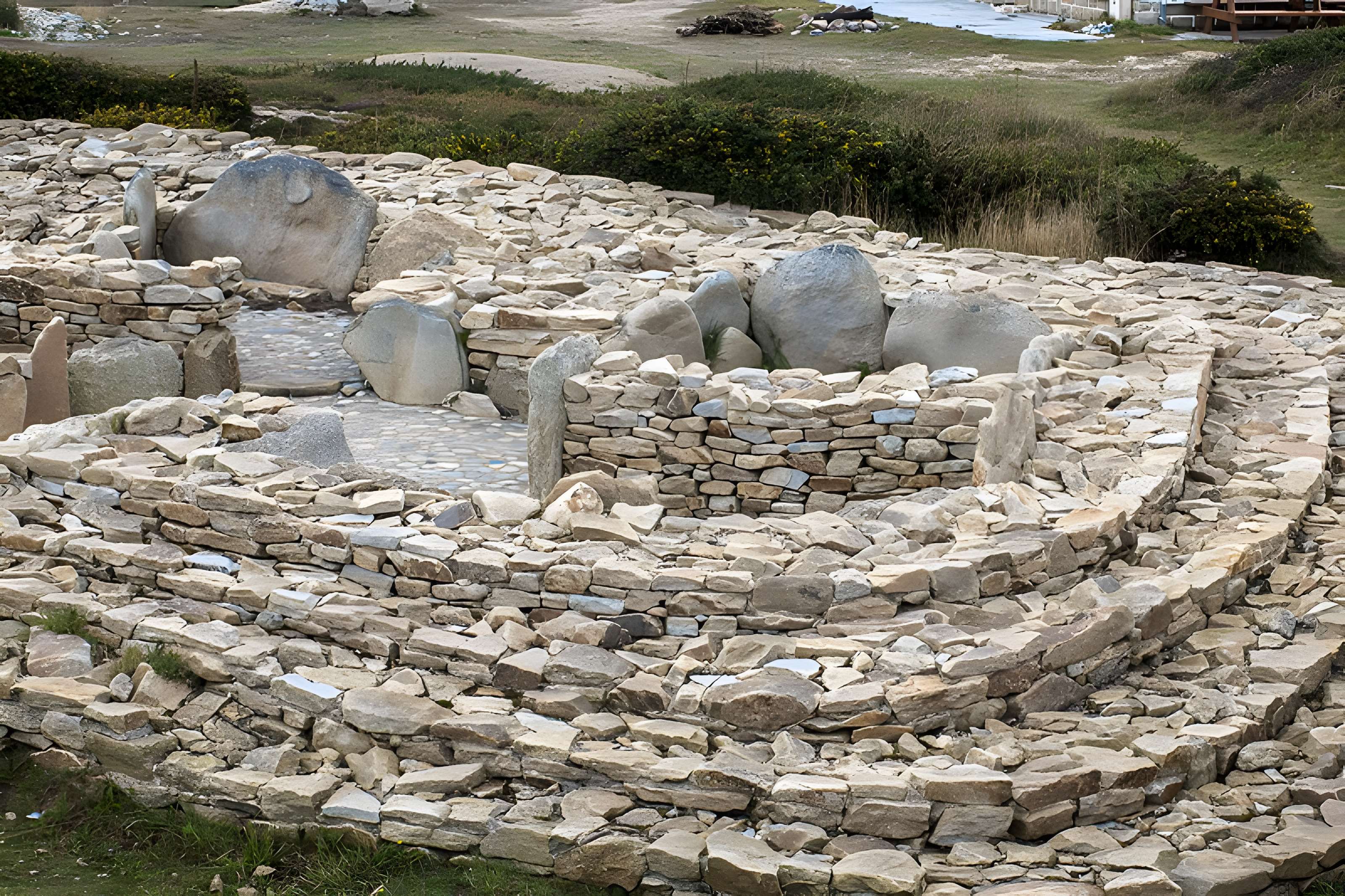 Nécropole mégalithique de la Pointe du Souc'h à Plouhinec
