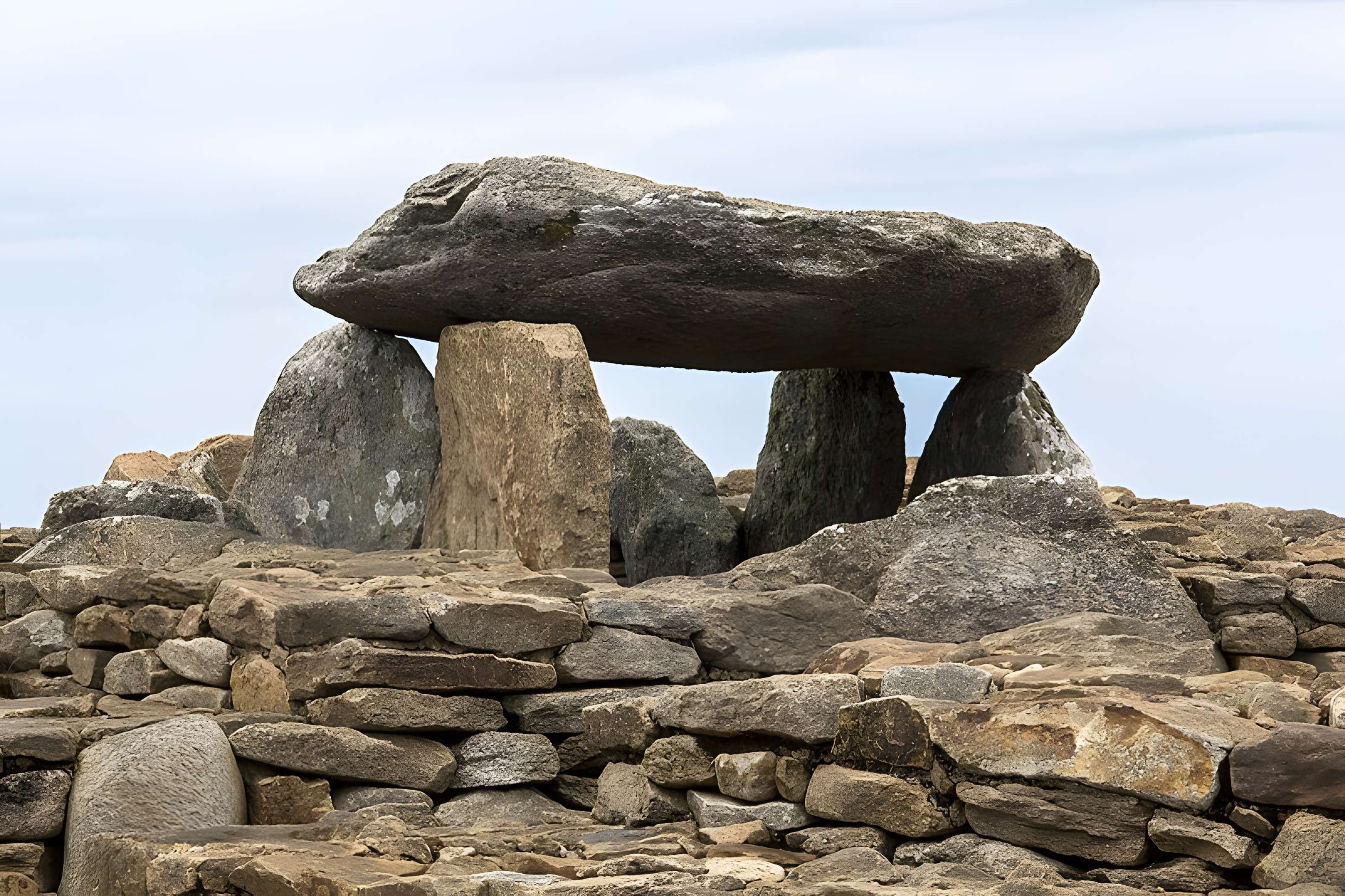 Nécropole mégalithique de la Pointe du Souc'h à Plouhinec