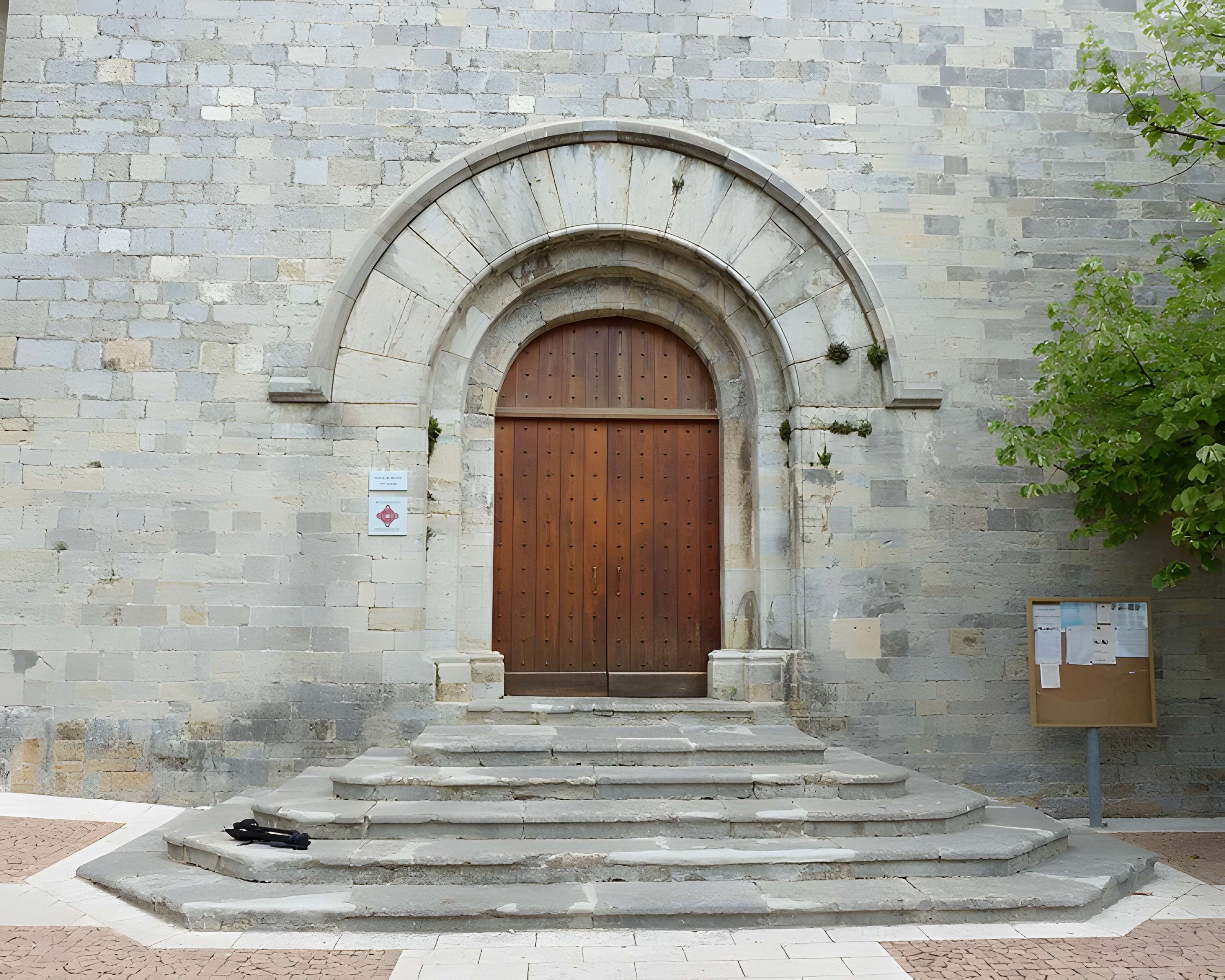 Eglise Saint-Michel l'Archange