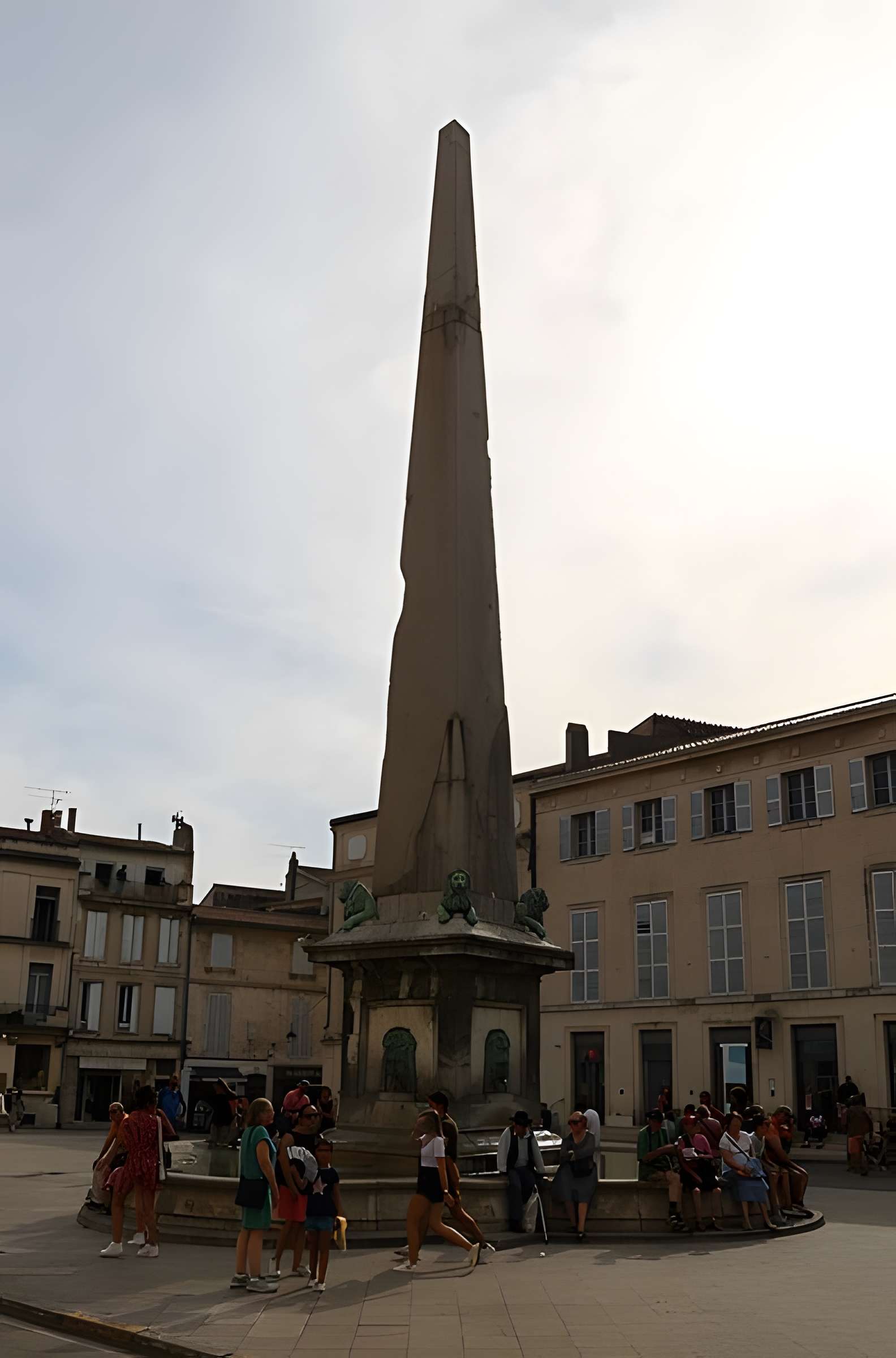 Obélisque d'Arles