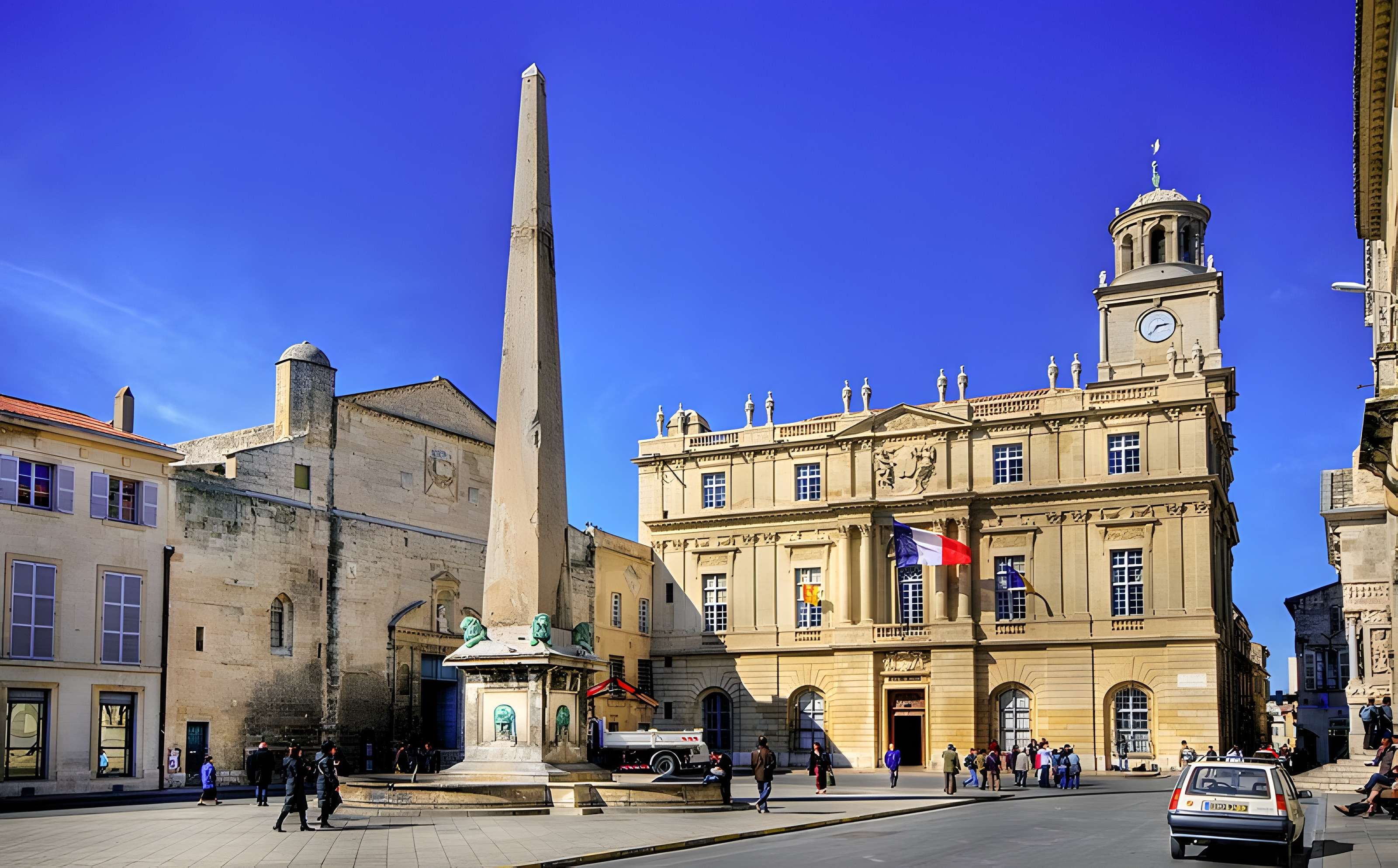 Obélisque d'Arles