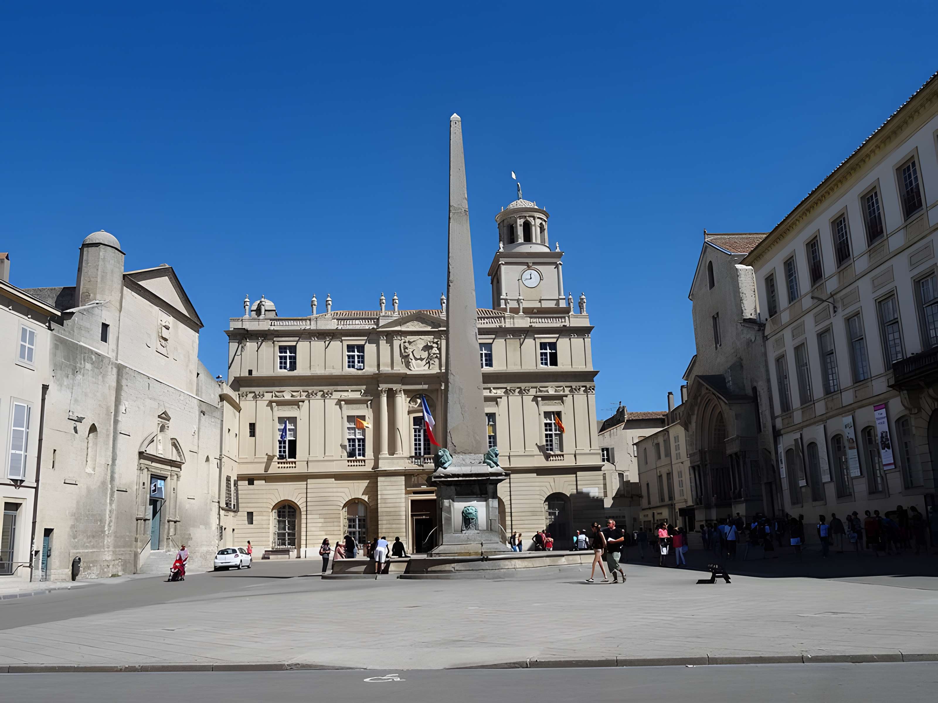 Obélisque d'Arles