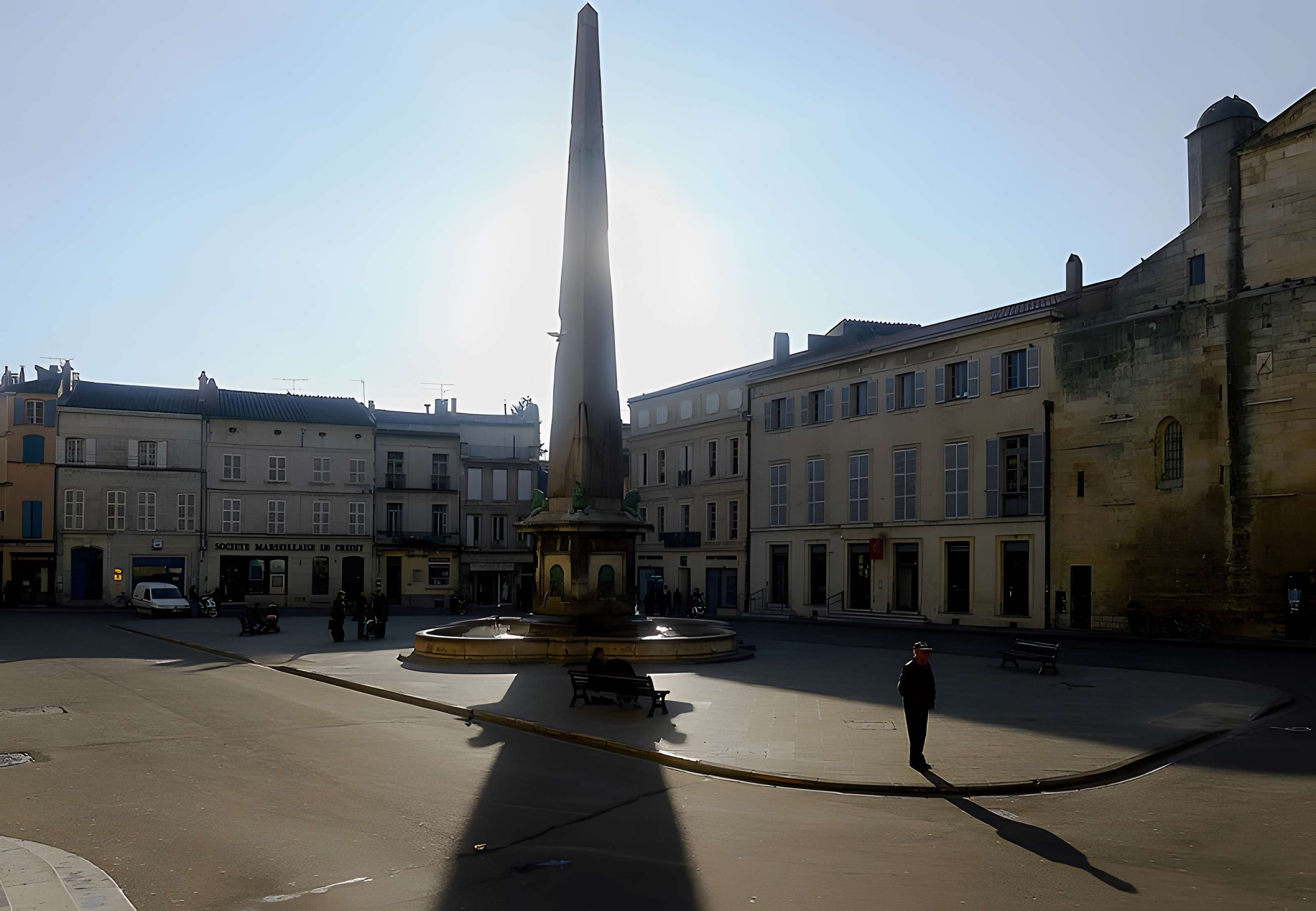 Obélisque d'Arles