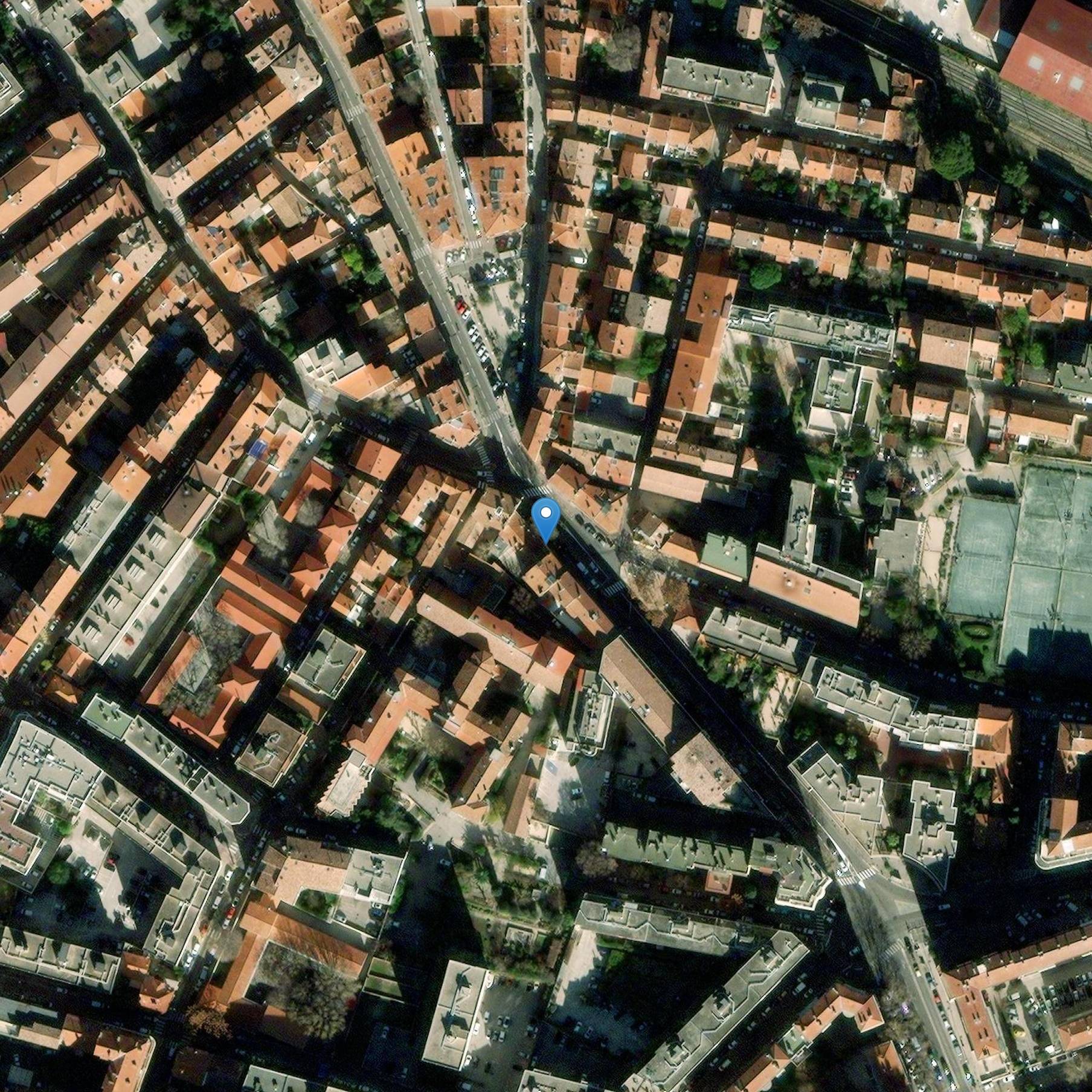 Photo de Standbeeld met zijn niche en bassin gebruikt als ornament voor een stuk water