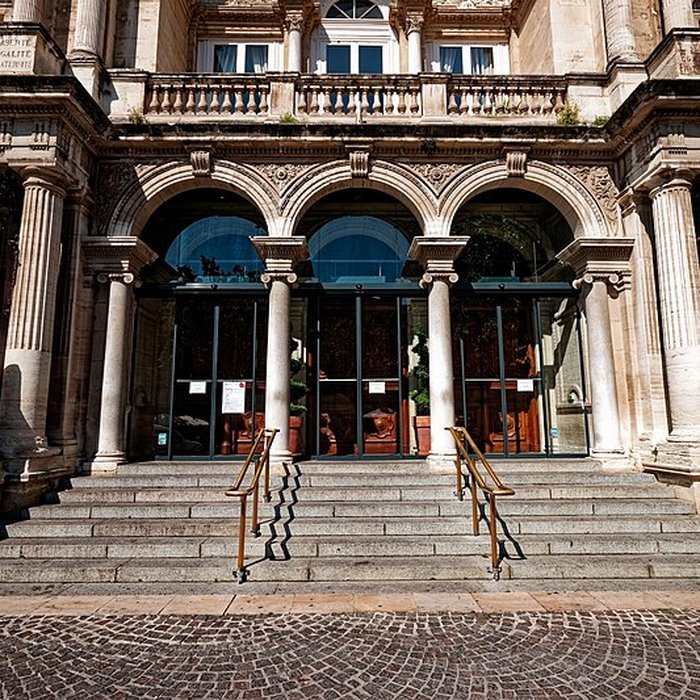 Photo de Opéra dAvignon