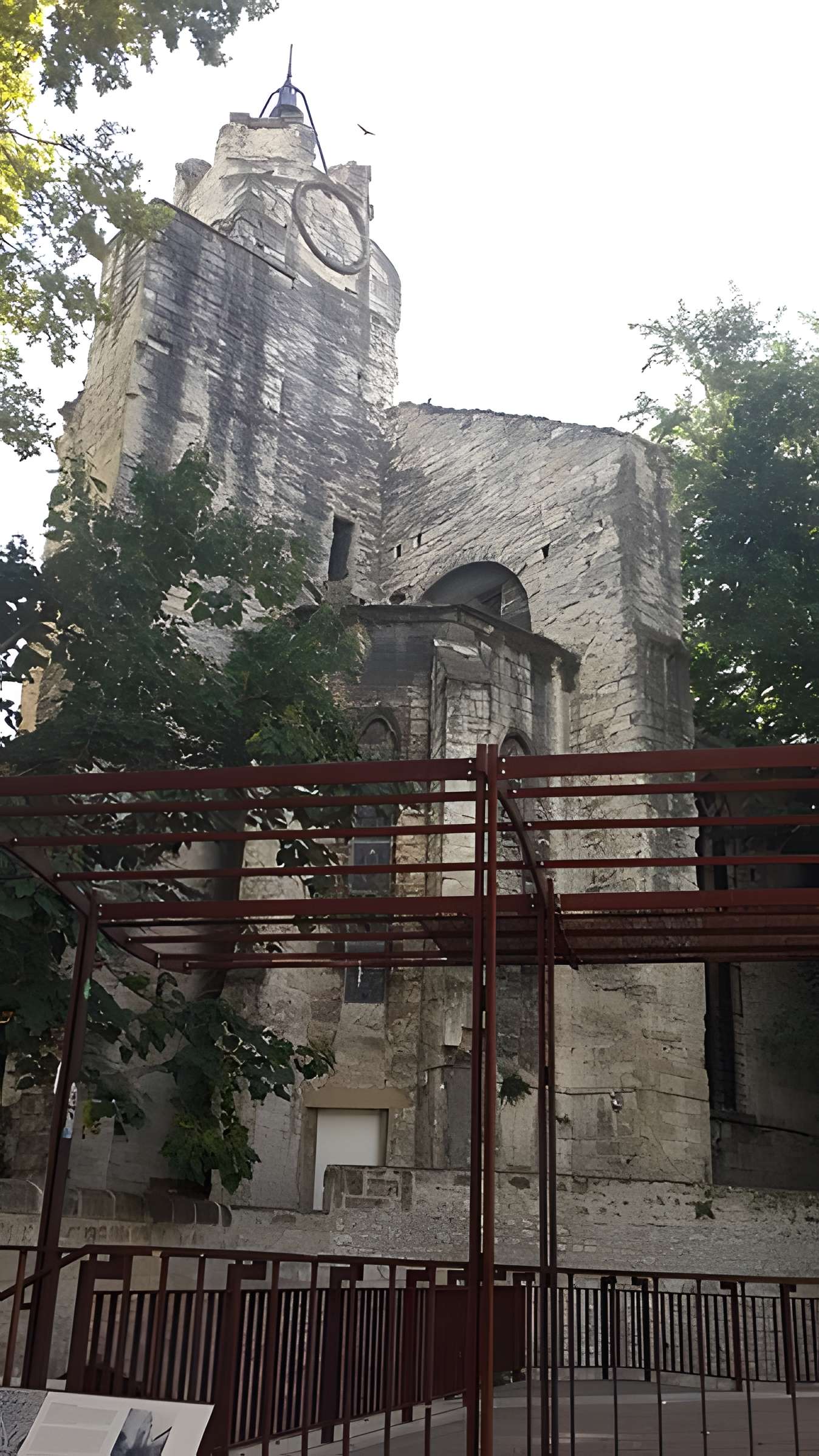 Tour et chapelle des Cordeliers