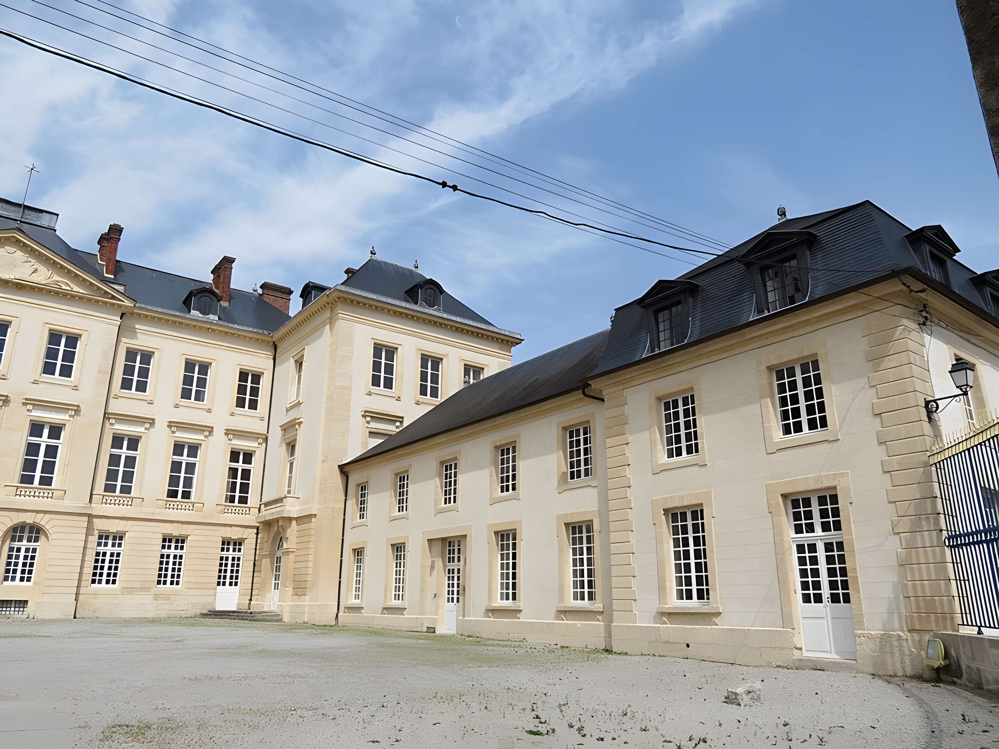 Palais d'Argentré de Sées