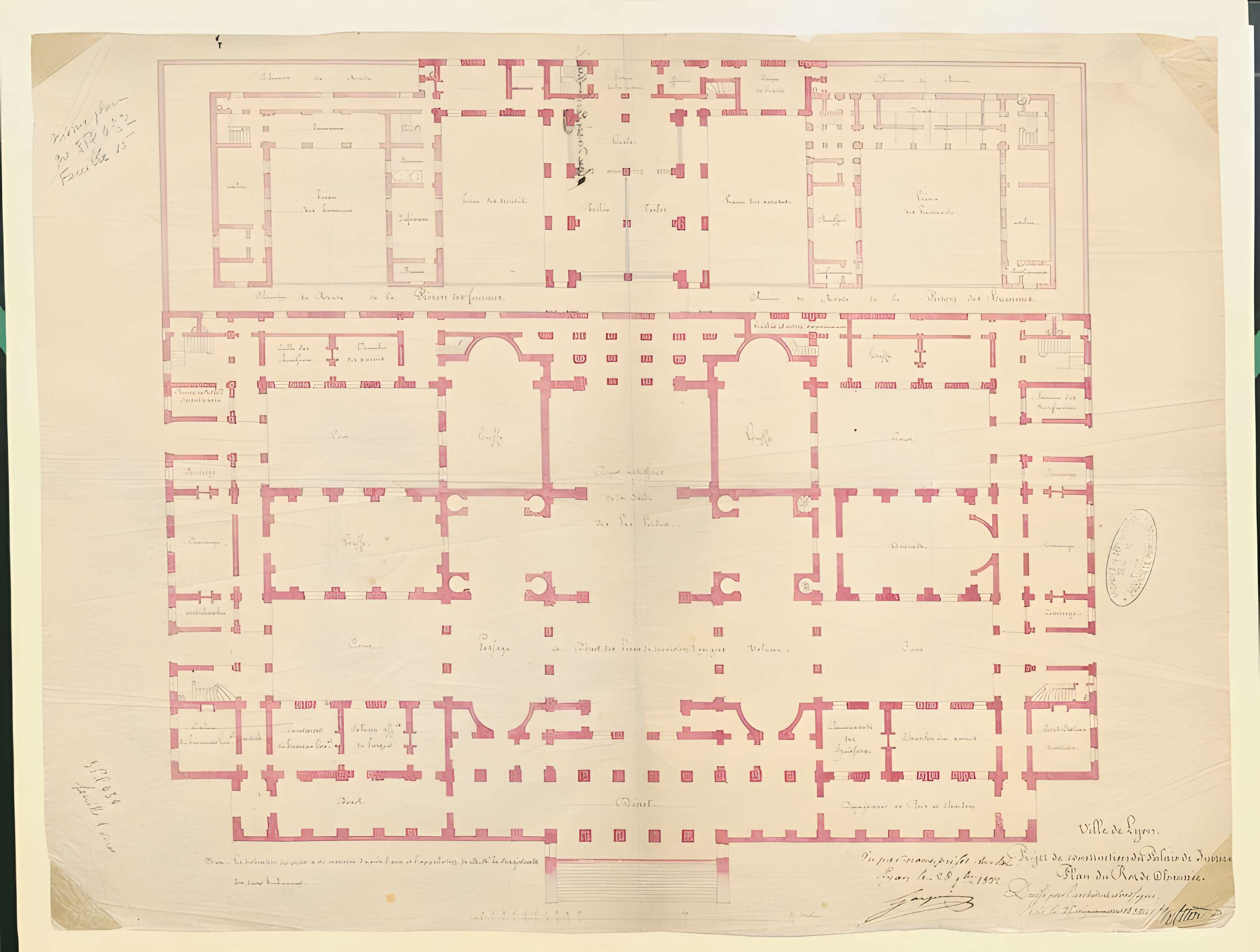 Palais de justice historique de Lyon