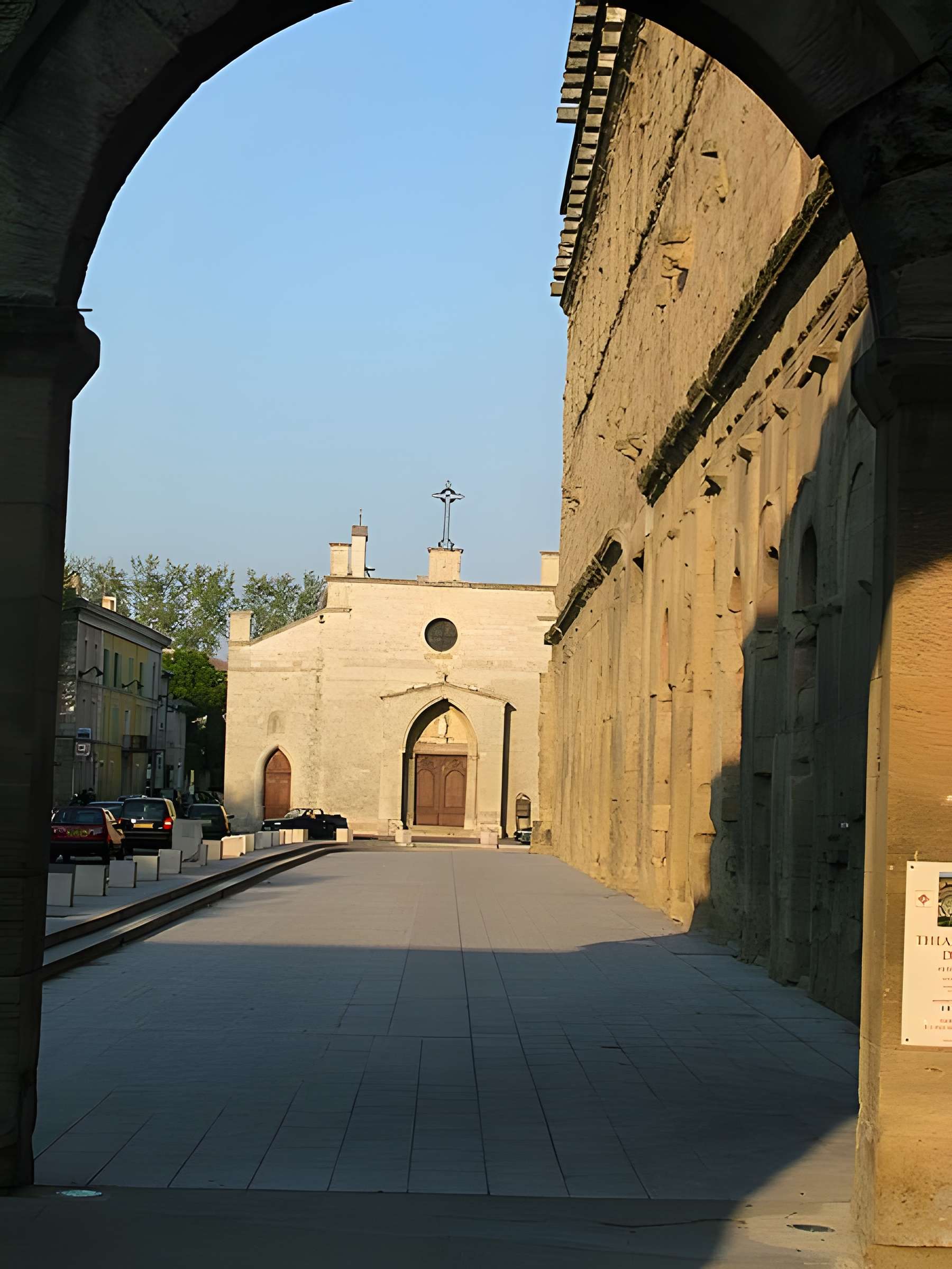 Église Saint-Florent (ancien couvent des Cordeliers)