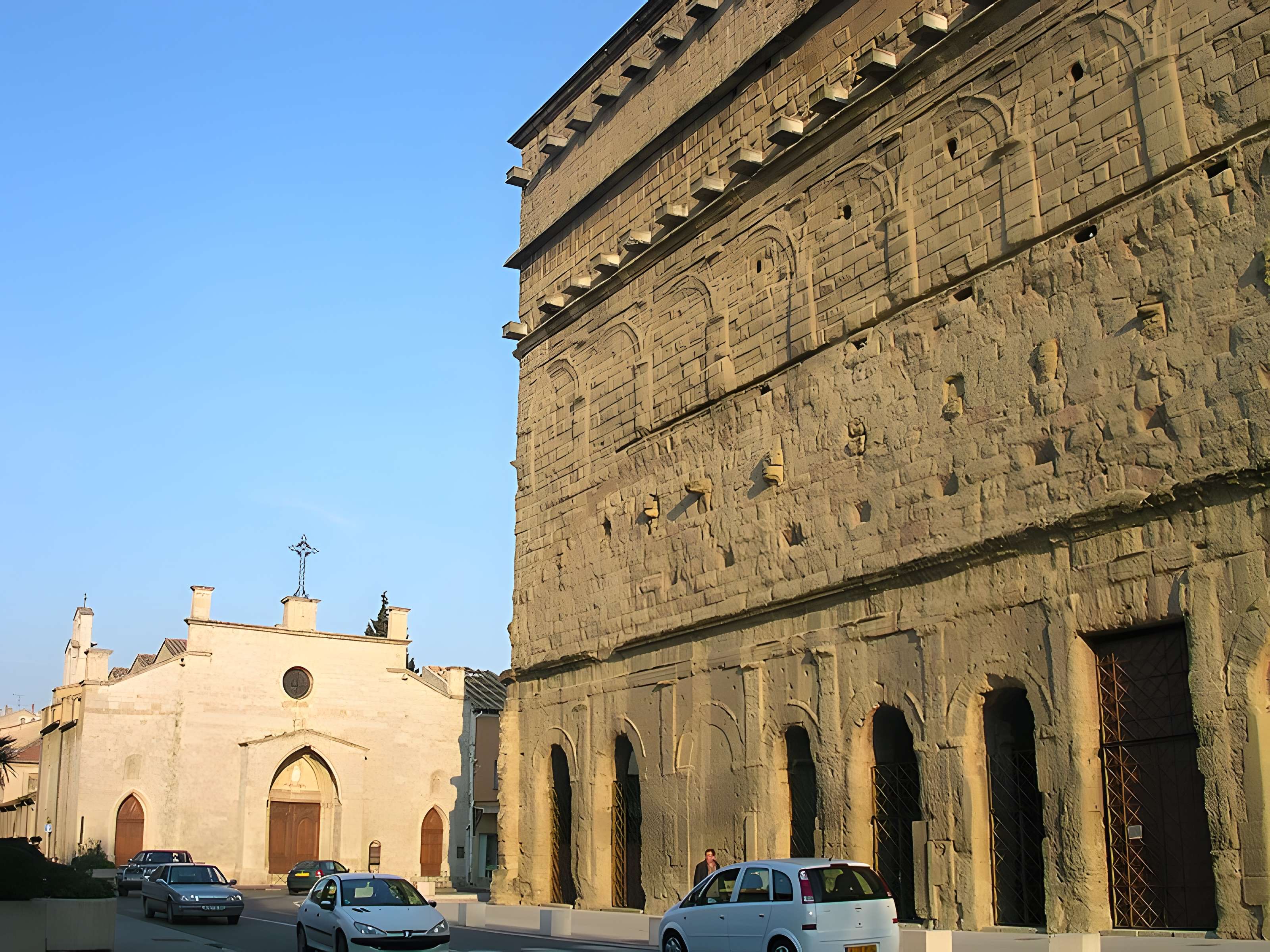 Église Saint-Florent (ancien couvent des Cordeliers)