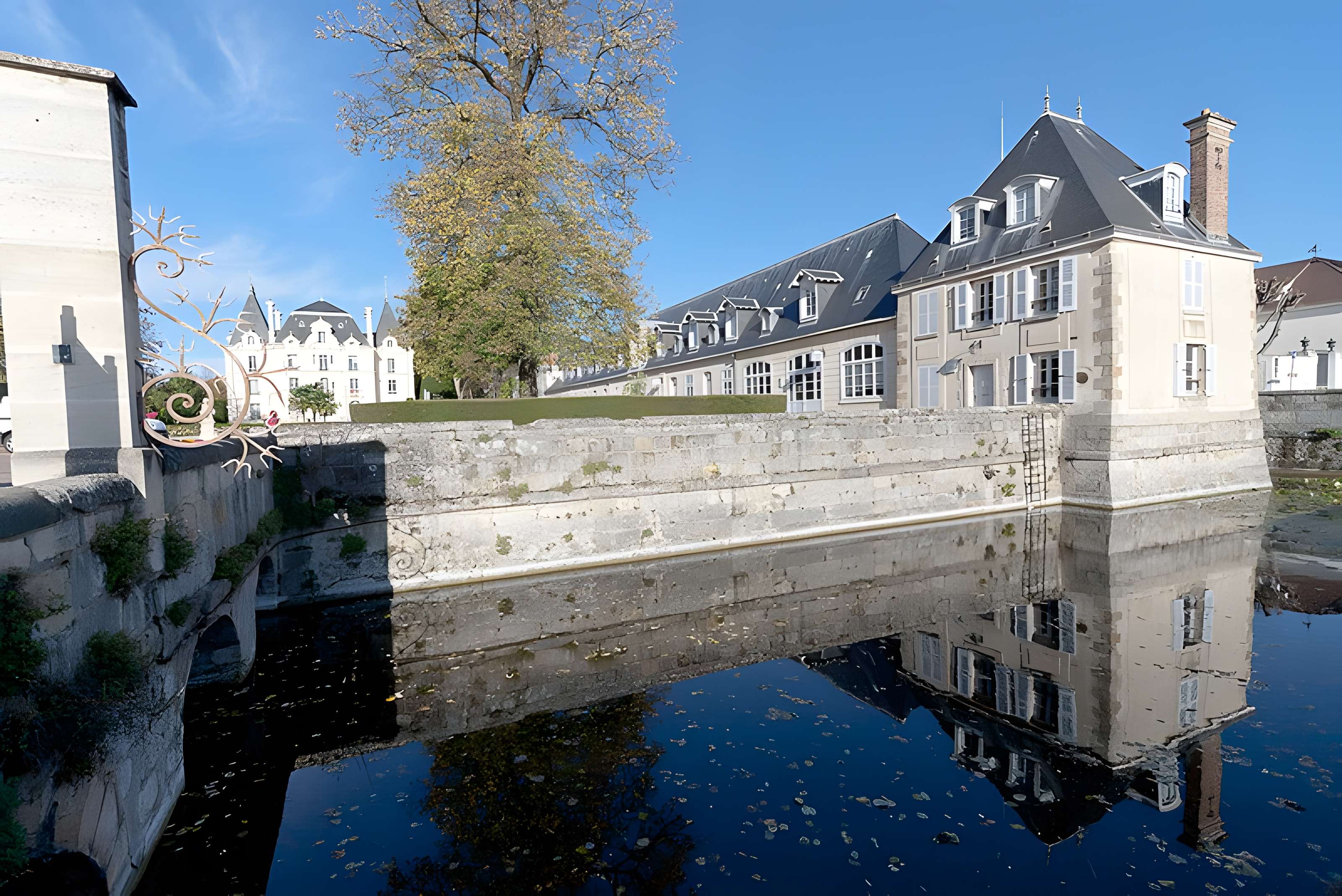 Château de Chilly-Mazarin