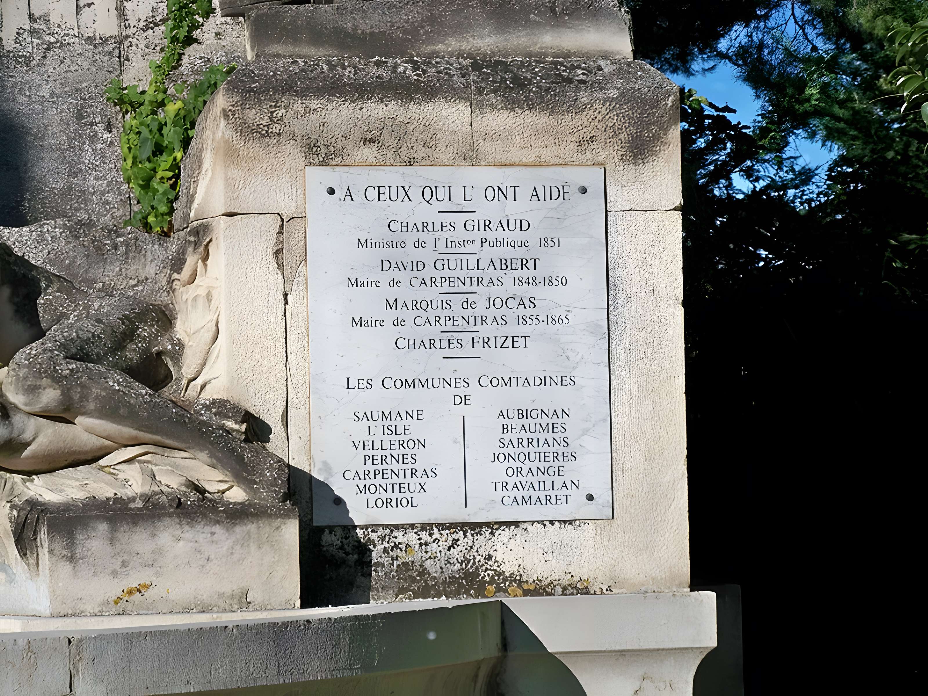Monument commémoratif à Louis Giraud
