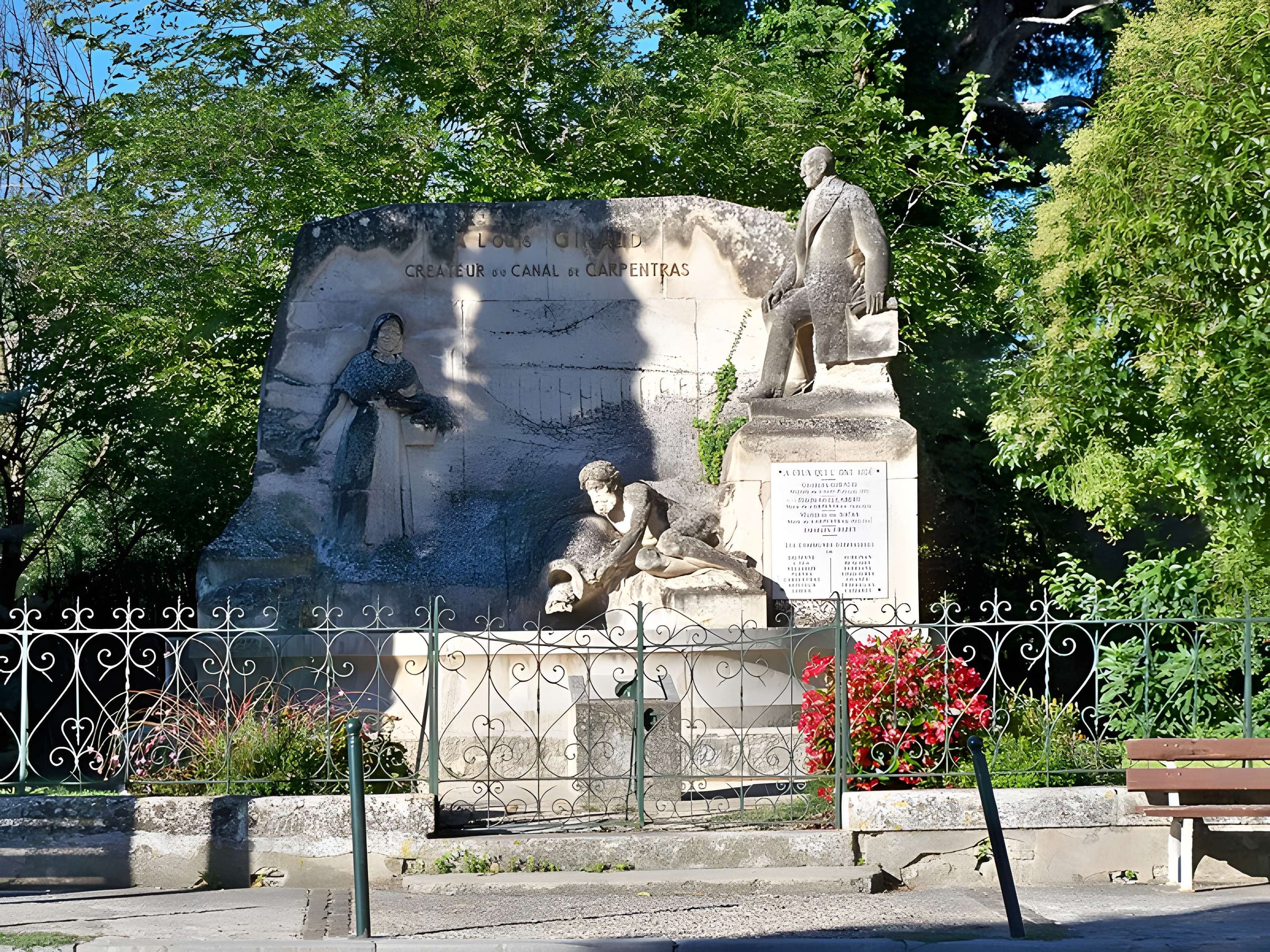Monument commémoratif à Louis Giraud