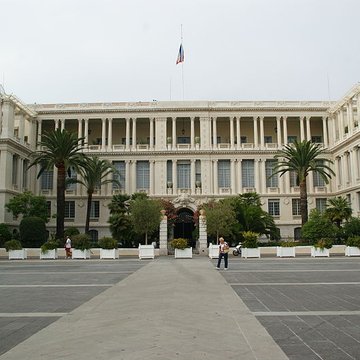 Palais de la Préfecture, ancien palais des rois de Sardaigne