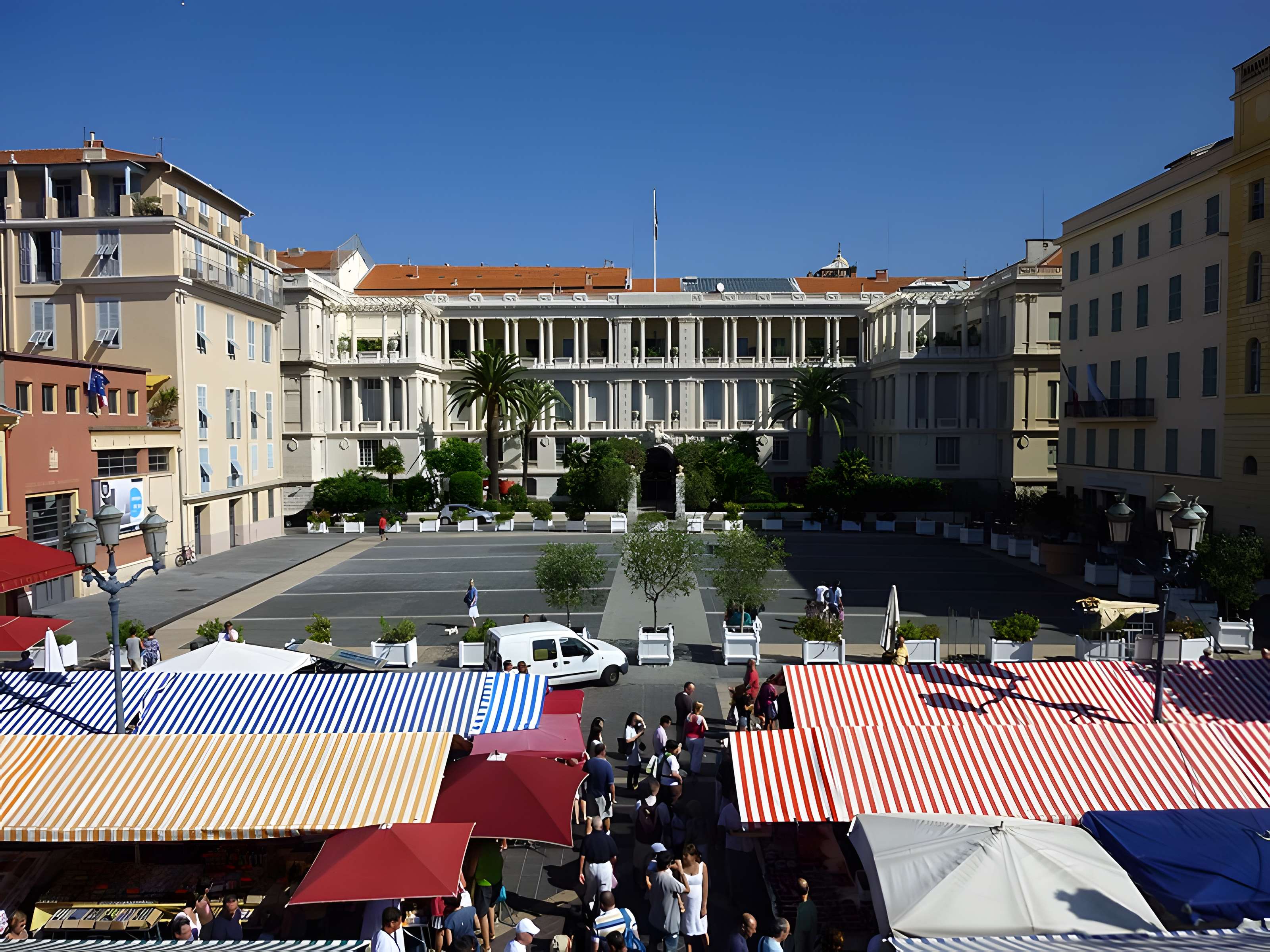 Palais de la Préfecture, ancien palais des rois de Sardaigne