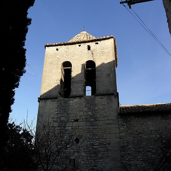 Photo de Château ruines et rocher qui les porte