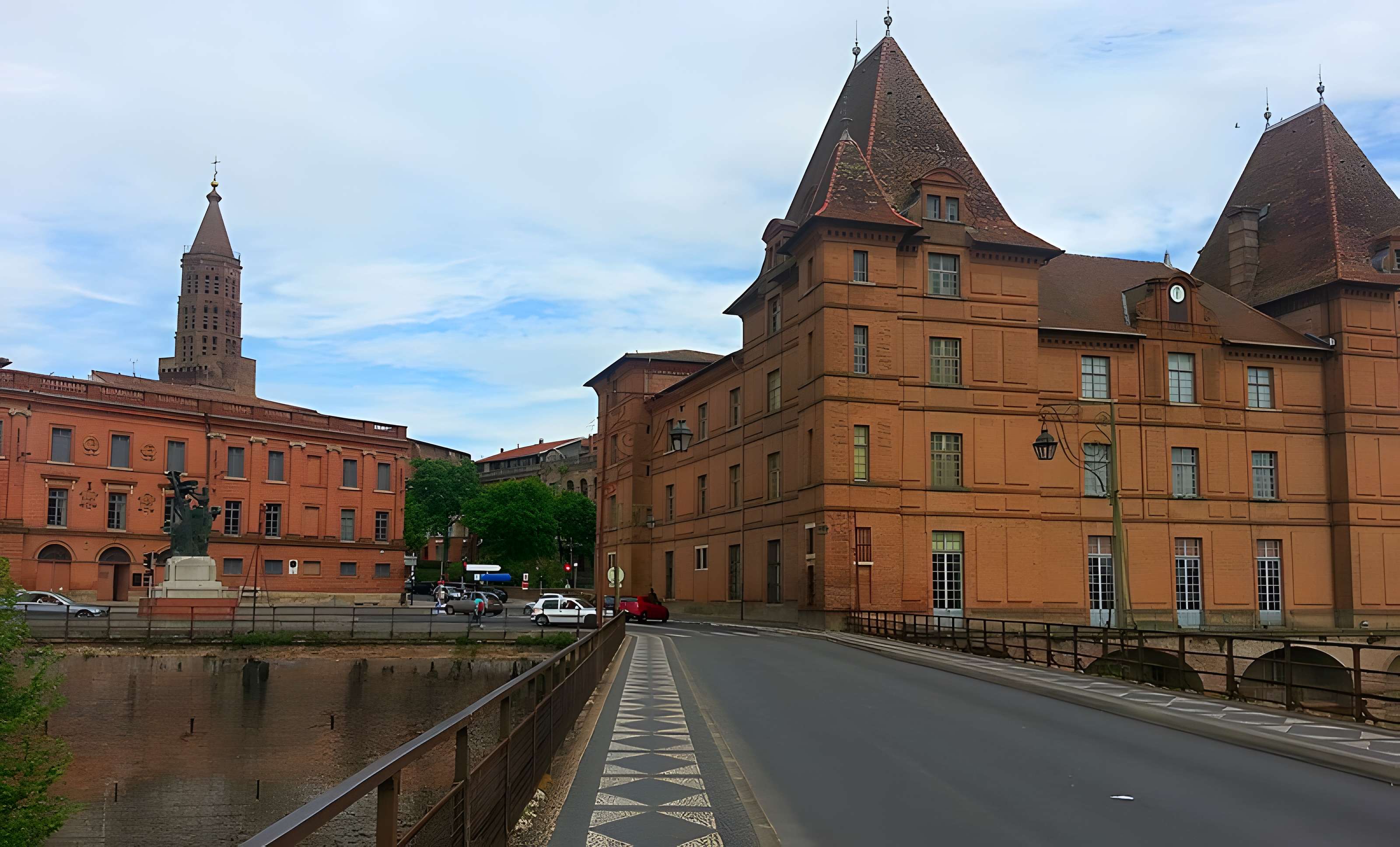 Palais épiscopal de Montauban