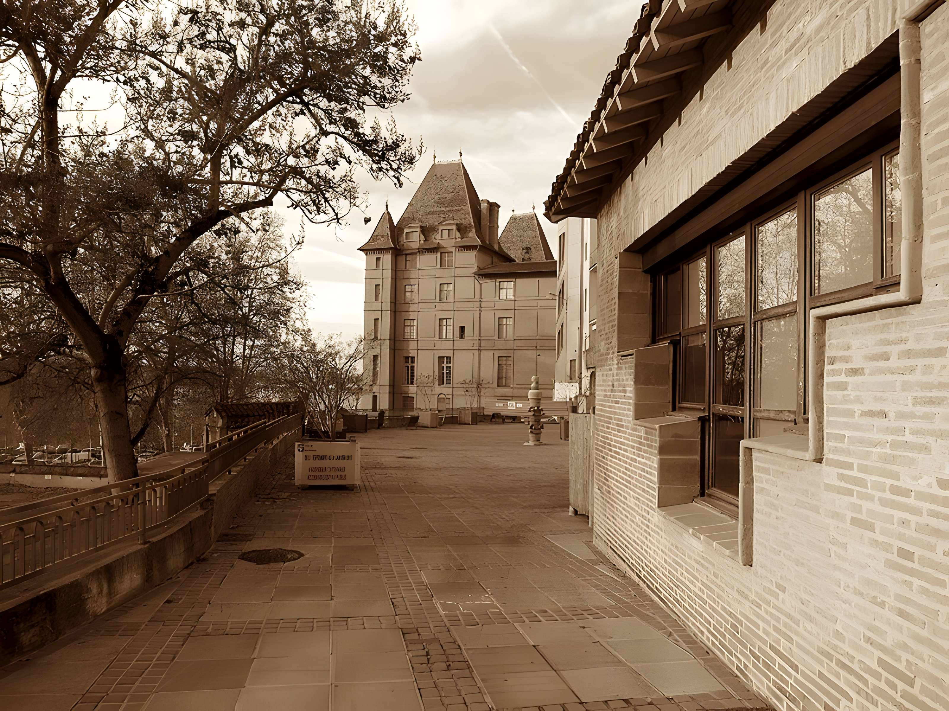 Palais épiscopal de Montauban