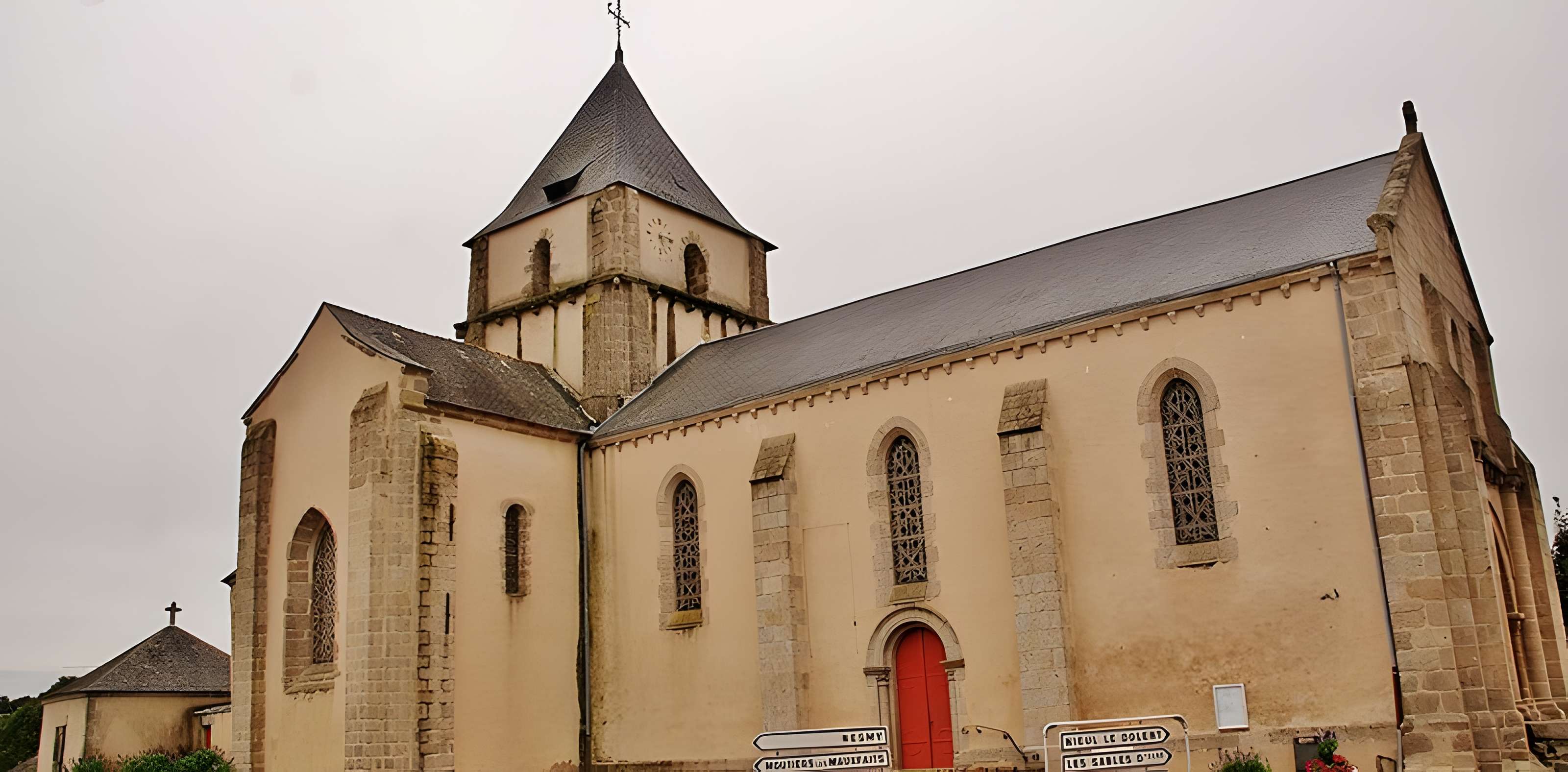 Eglise (à l'exception de la nef moderne)