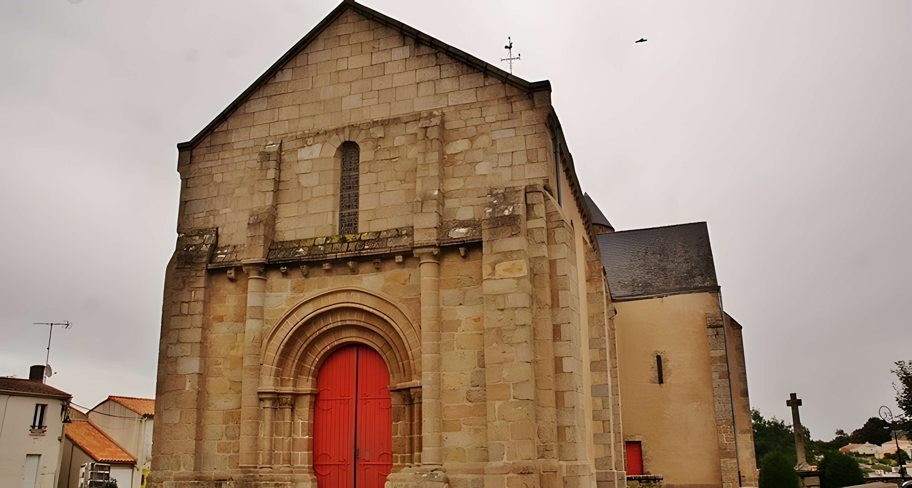 Eglise (à l'exception de la nef moderne)