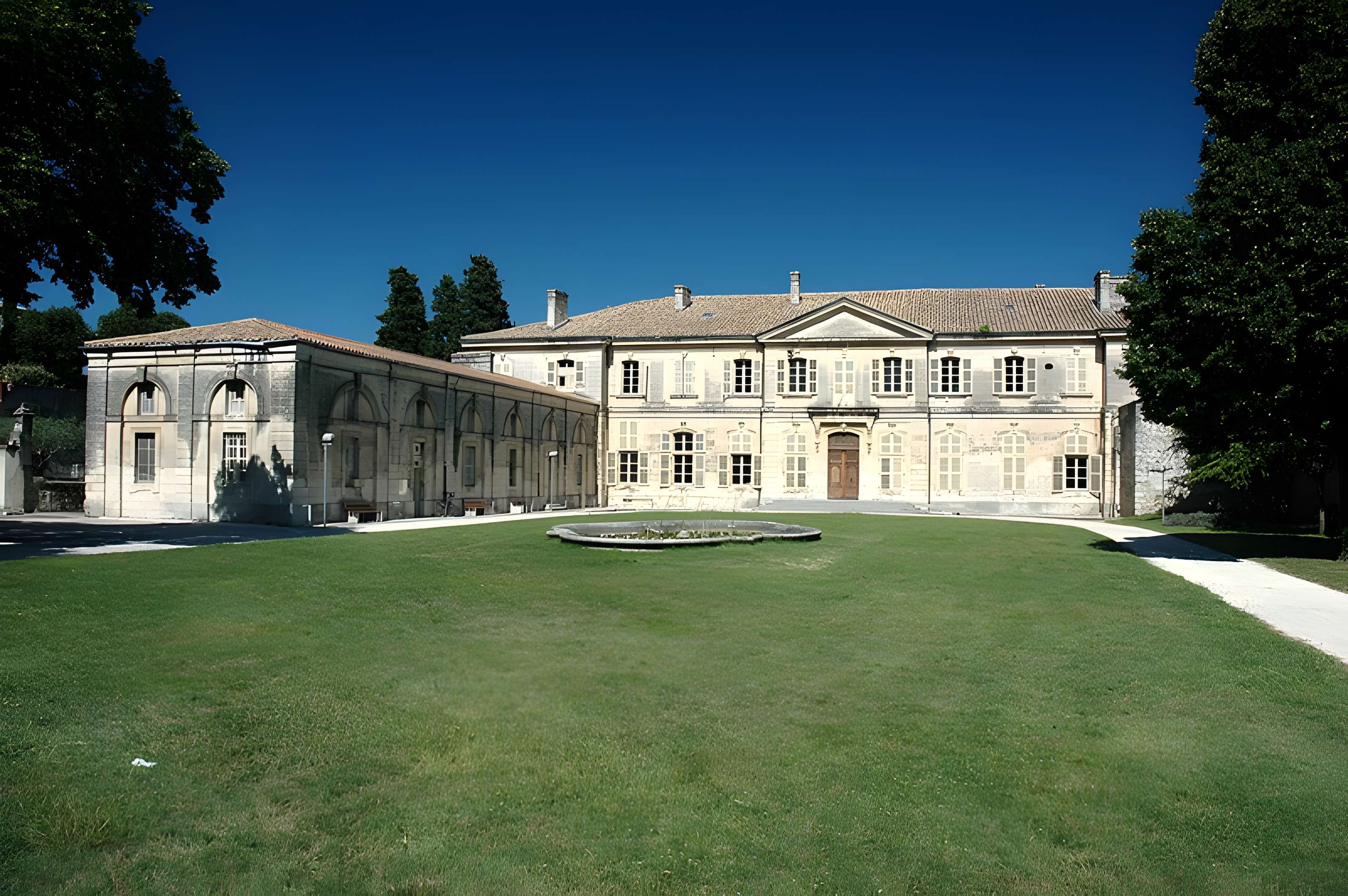 Palais épiscopal de Viviers