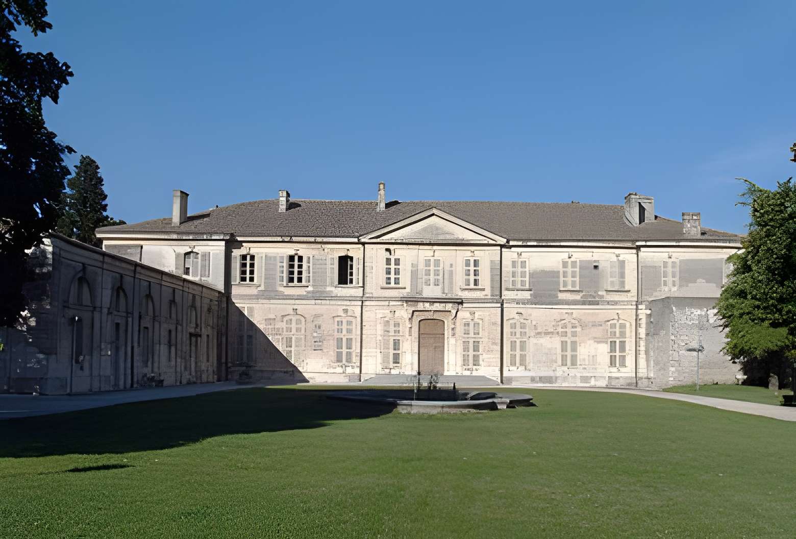 Palais épiscopal de Viviers 